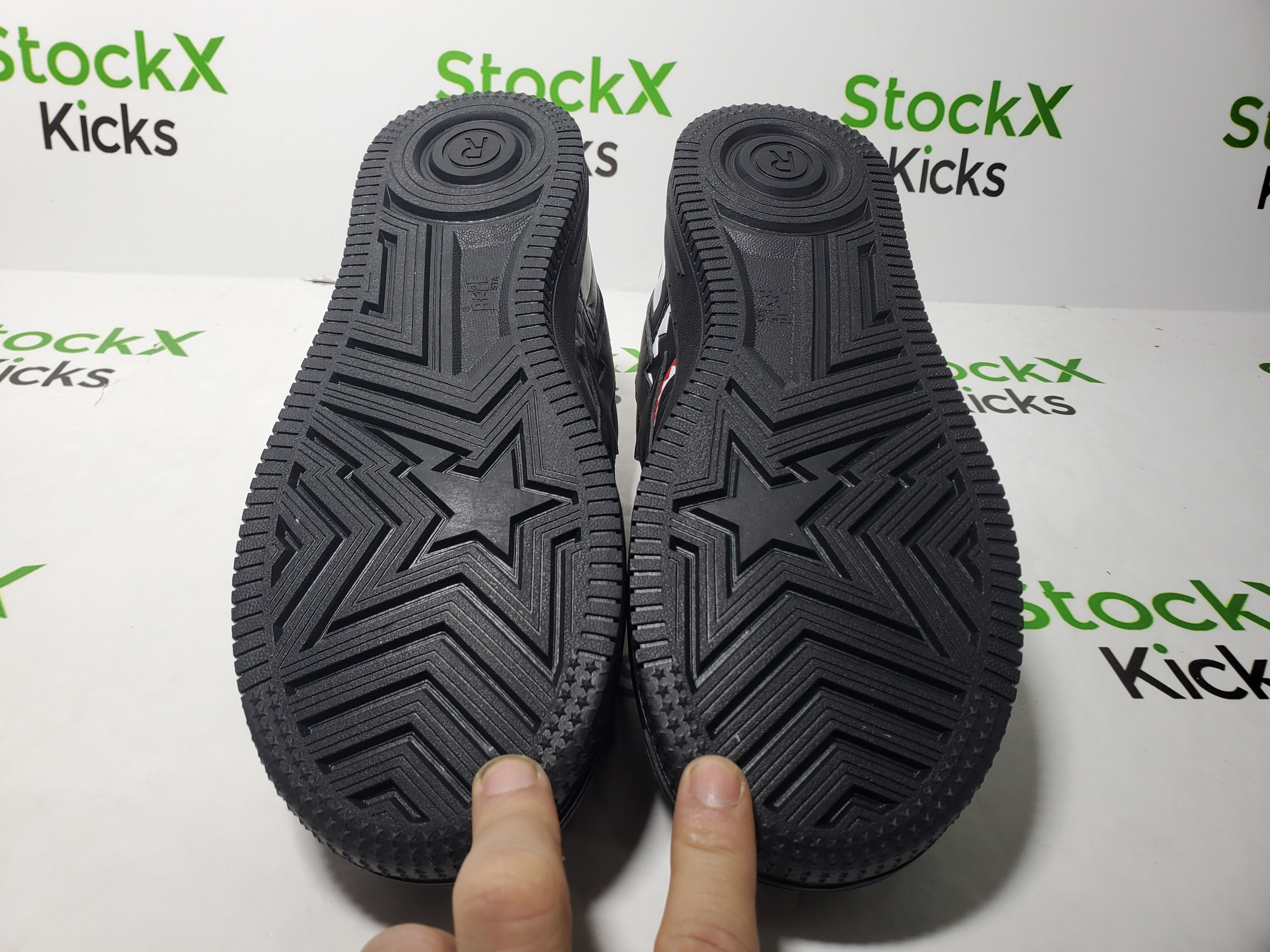 A Bathing Ape Bape StaBlack Shark Collaboration IG73-191-914 review Stockicks 05