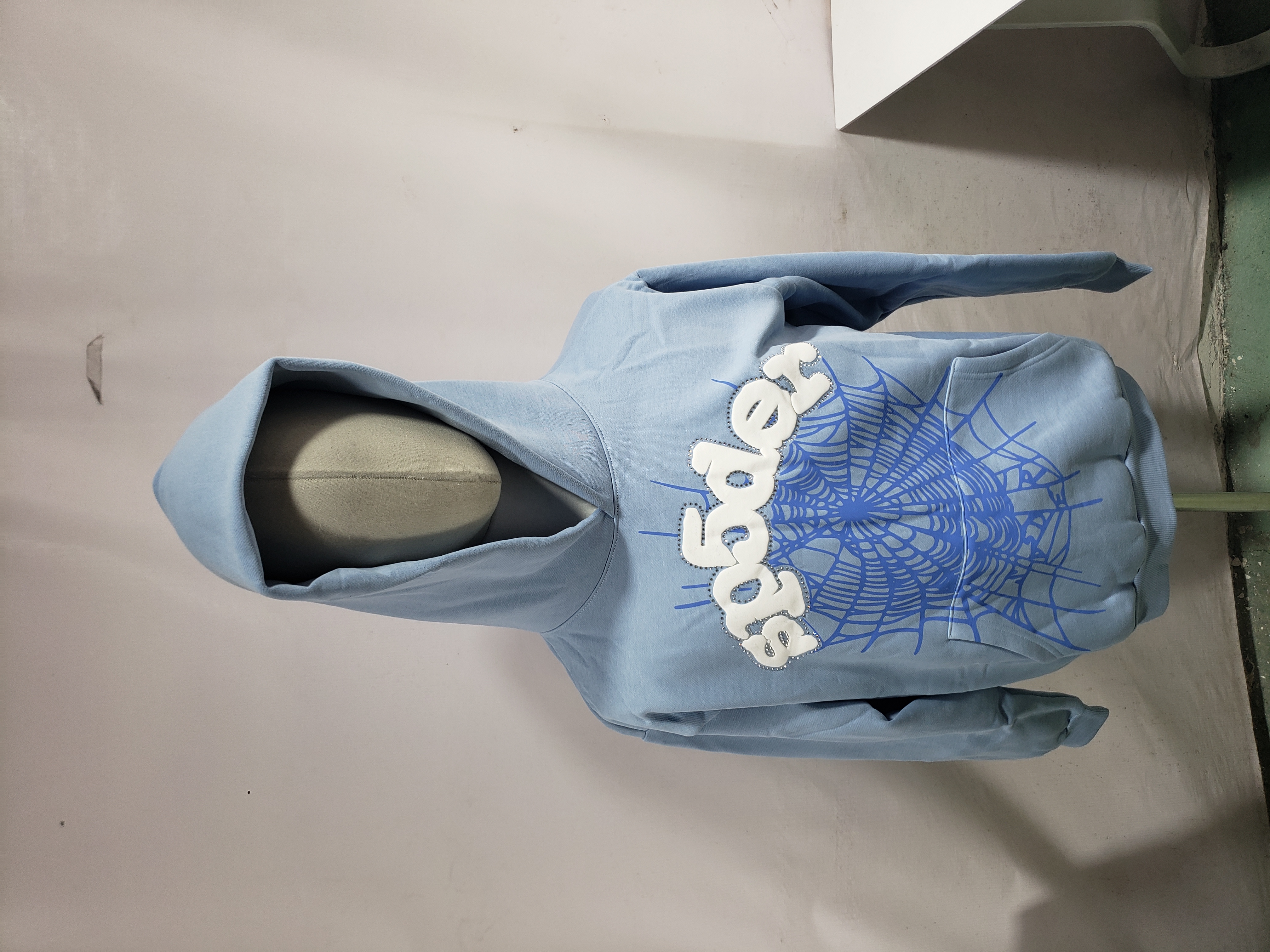 Sp5der Web Hoodie Blue review Stockicks 02