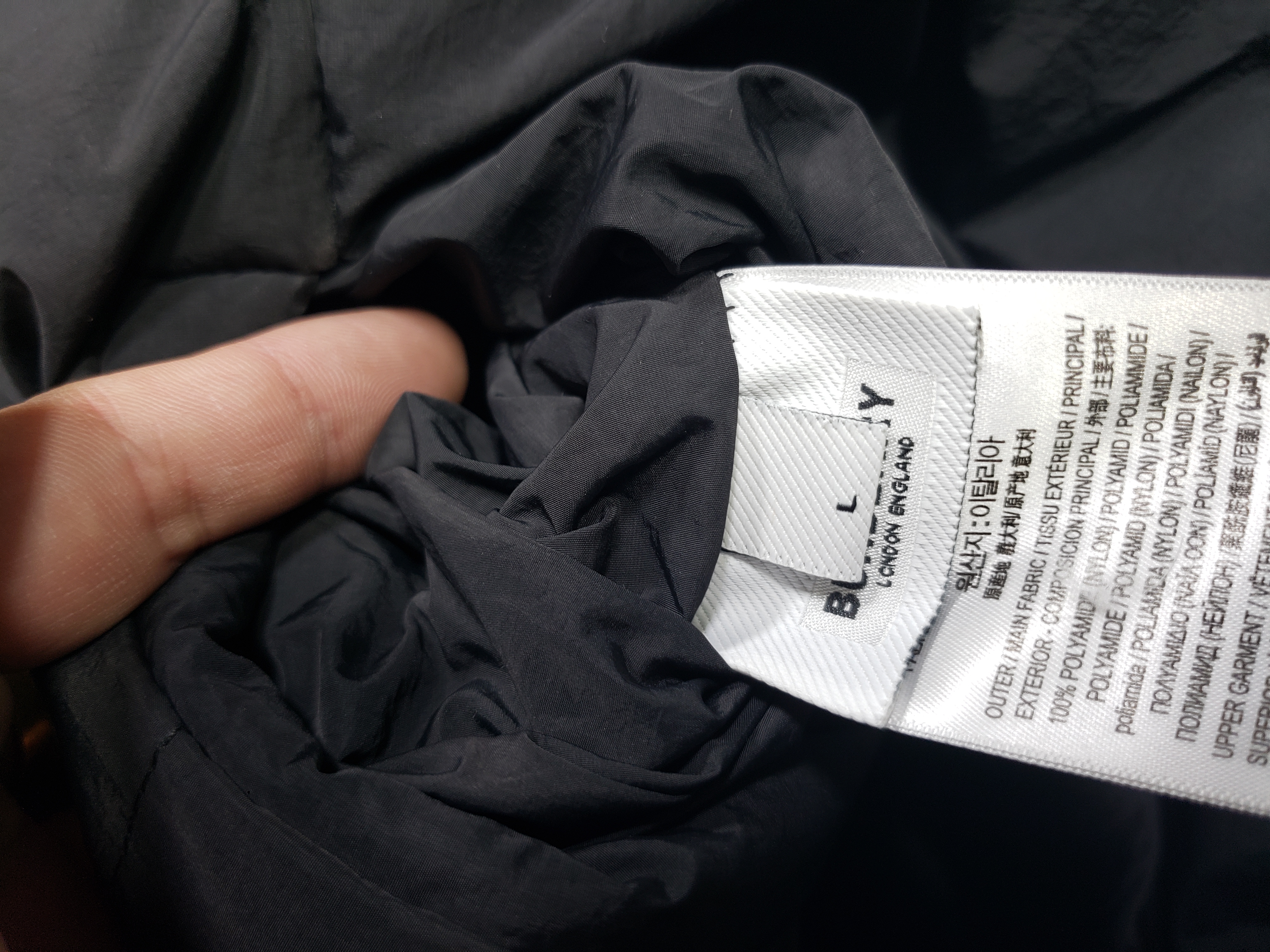 Burberry Reversible Check Pattern Waistcoat Vest Beige CK WN5002024038 review Stockicks 00