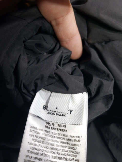 Burberry Reversible Check Pattern Waistcoat Vest Beige CK WN5002024038 review 