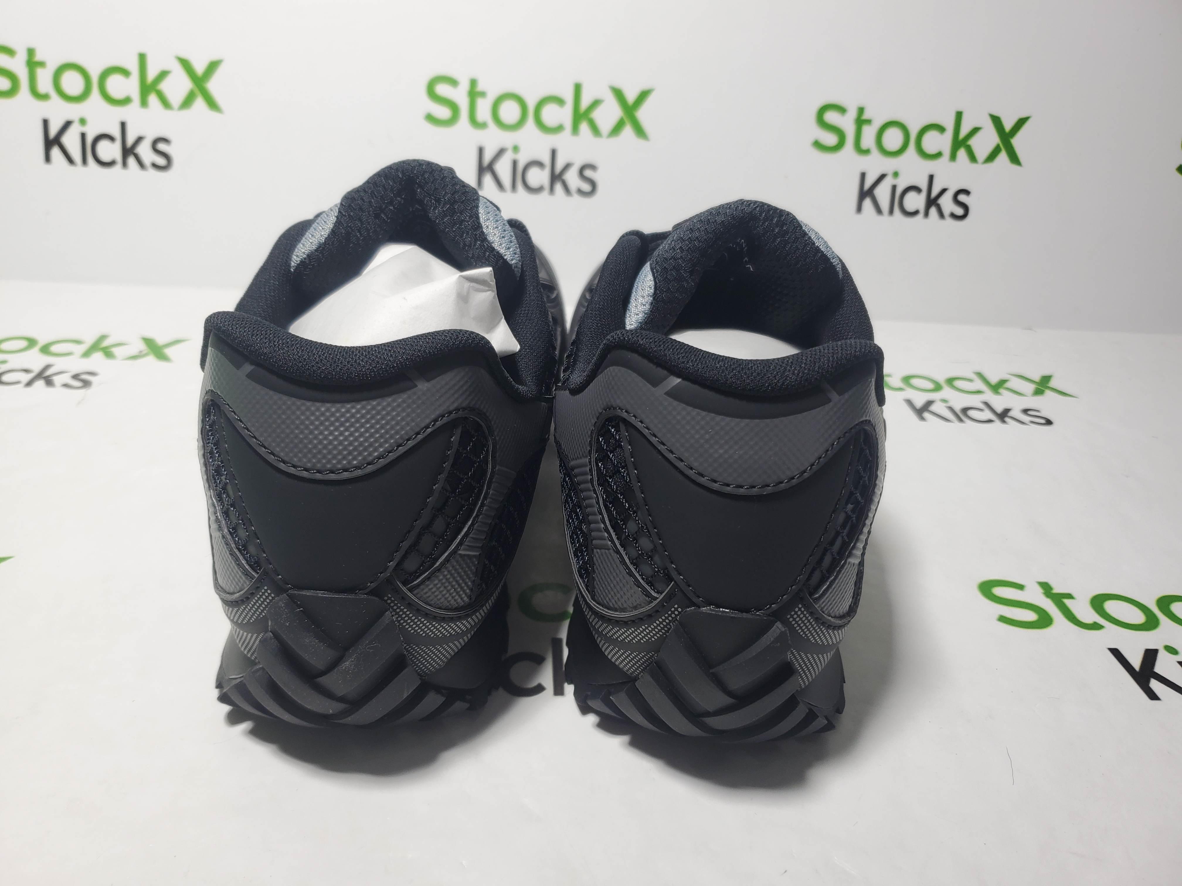 Bottega Veneta Orbit Black review Stockicks 03