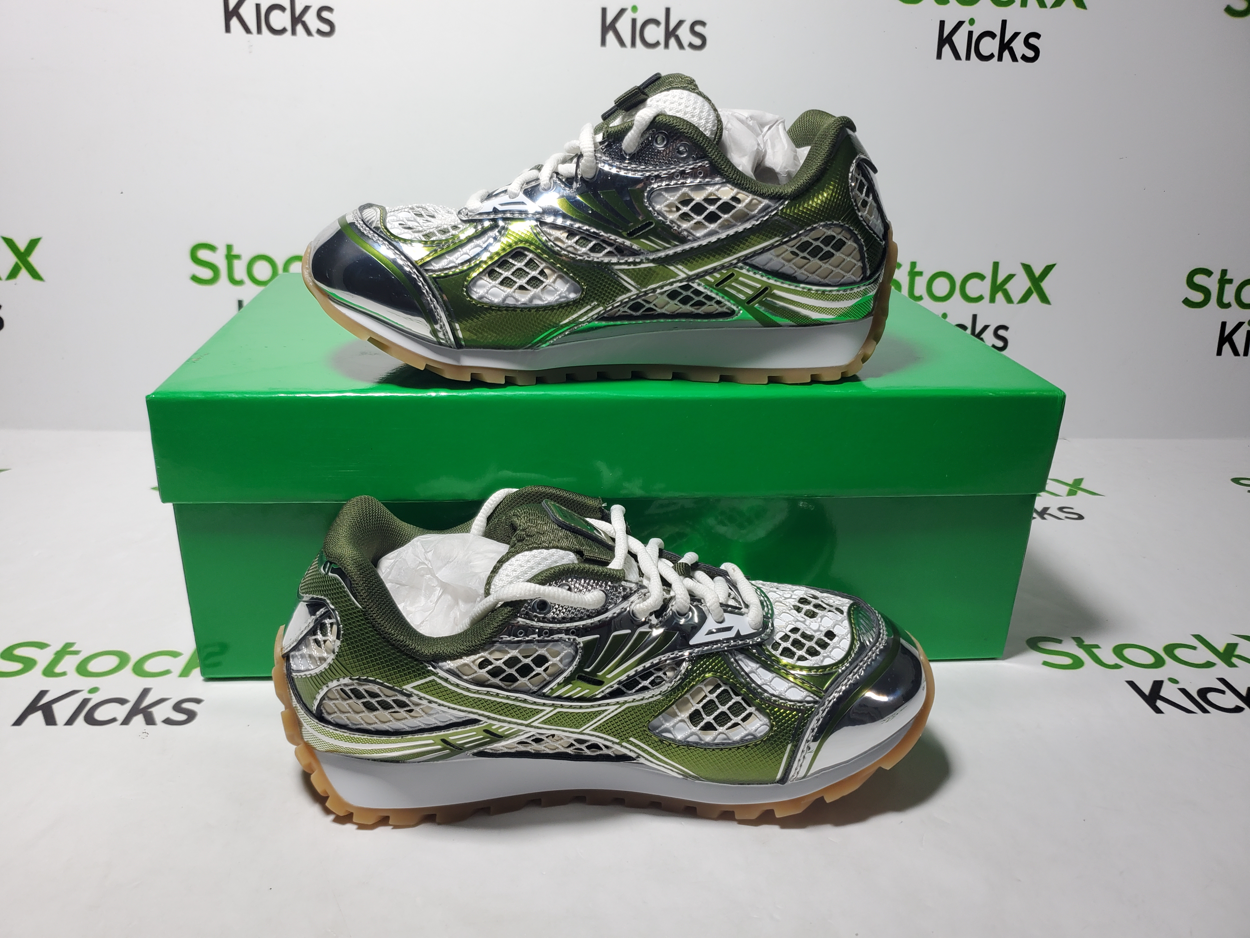 Bottega Veneta Orbit Olive Green review Stockicks 01