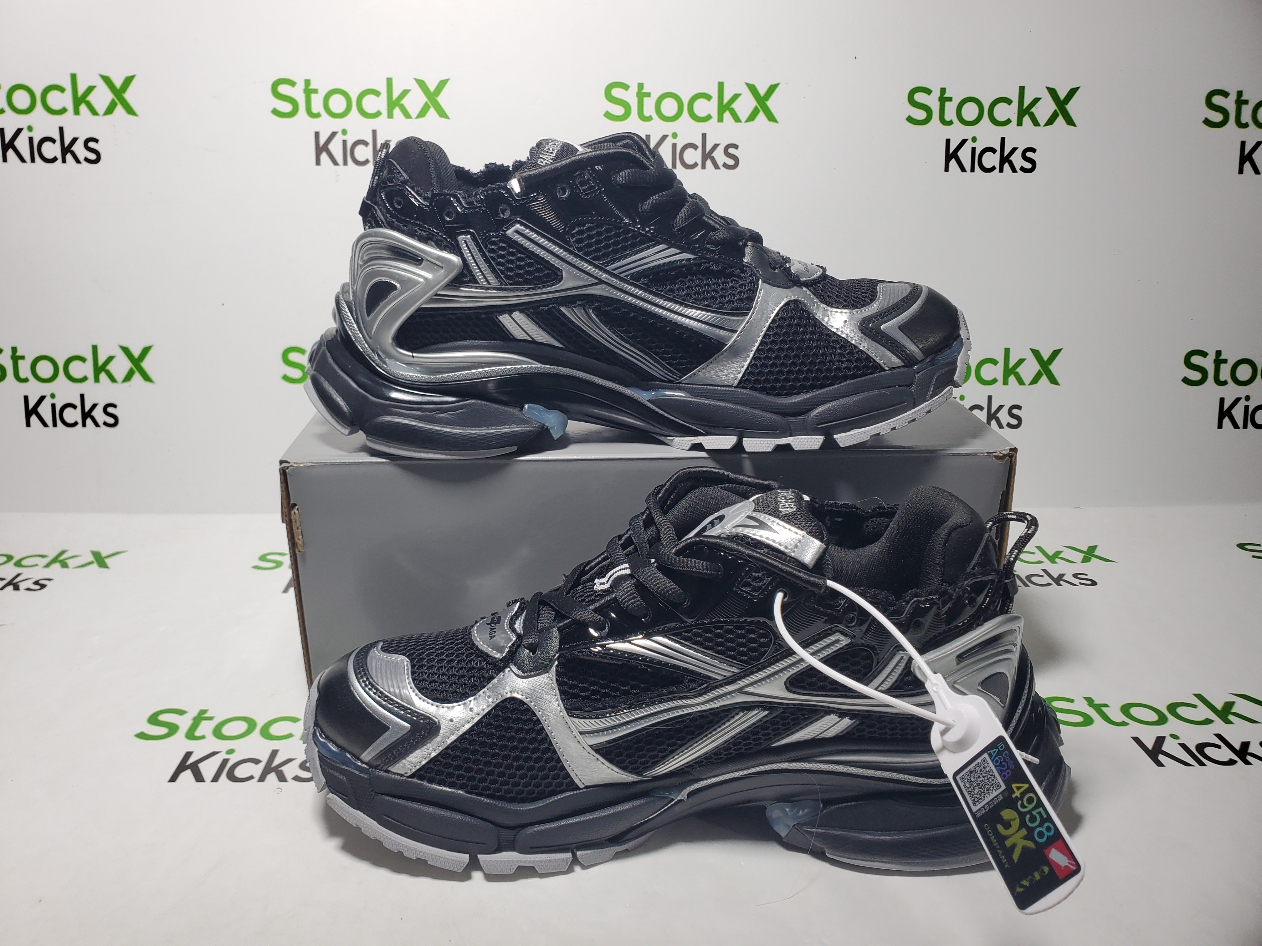 Balenciaga Runner Sneaker 'Black Silver' review Stockicks 02