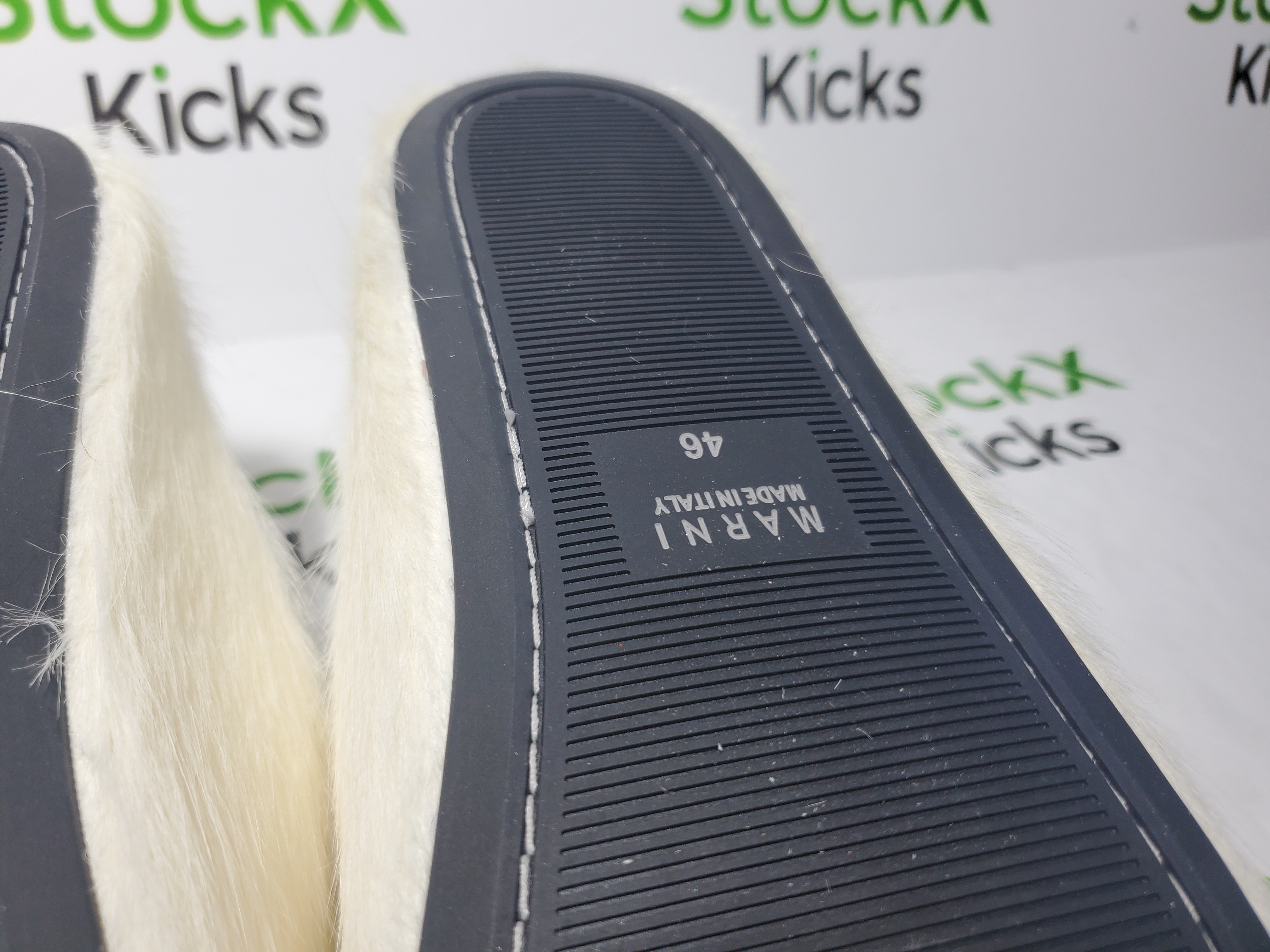  Marni Long-hair Calfskin Fussbett Sabot Grey SBMR000600P412200N15 review Stockicks 06