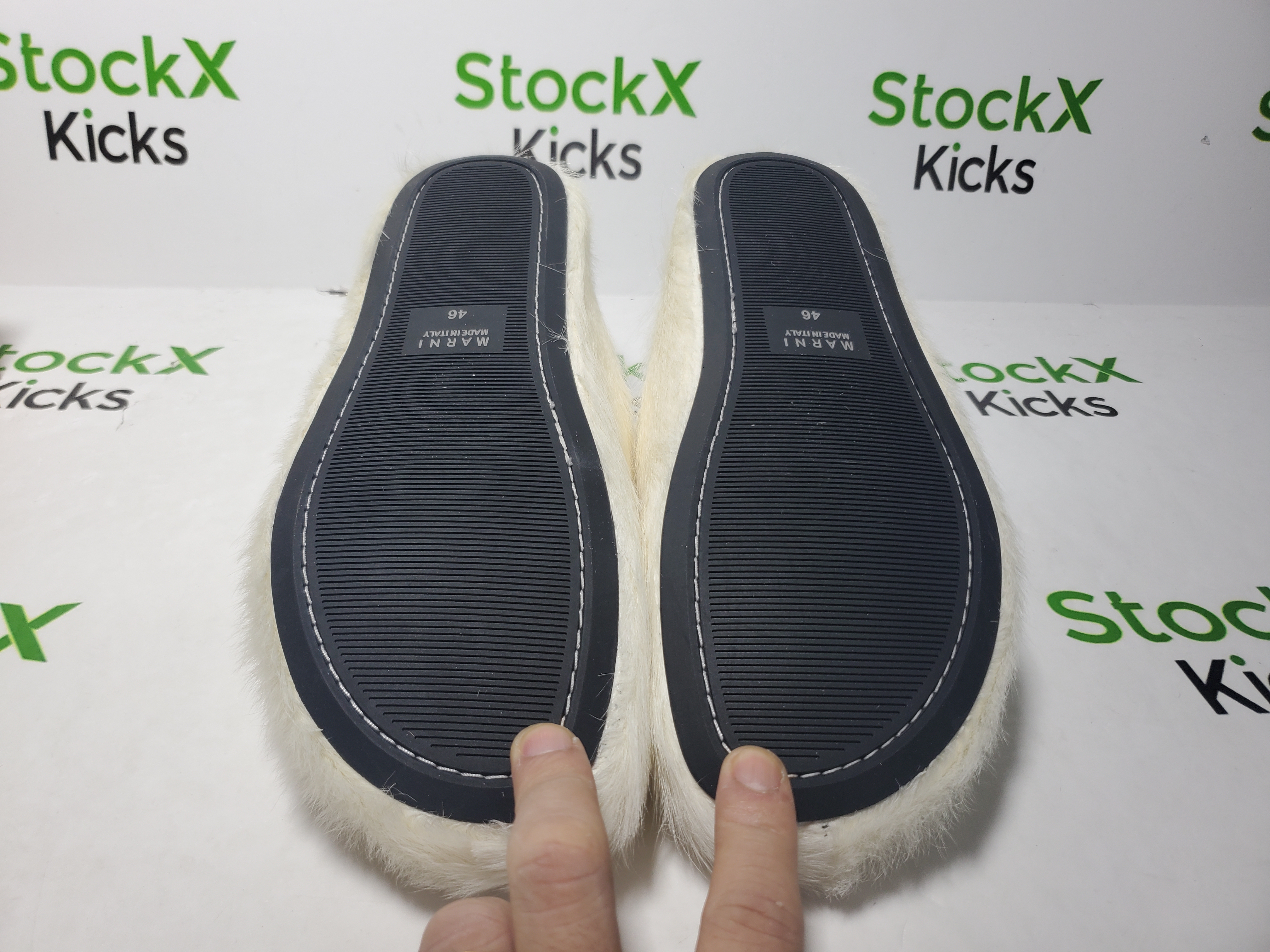  Marni Long-hair Calfskin Fussbett Sabot Grey SBMR000600P412200N15 review Stockicks 05