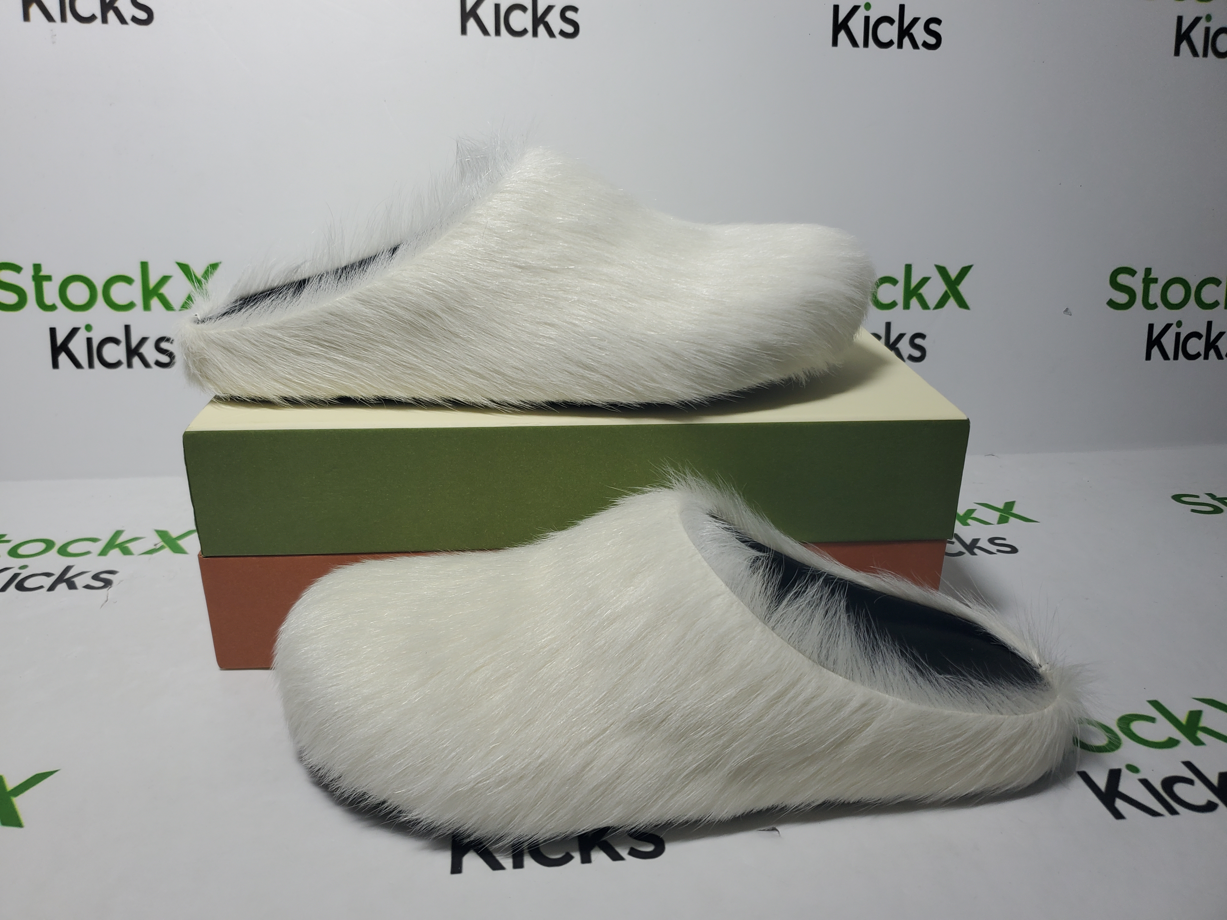  Marni Long-hair Calfskin Fussbett Sabot Grey SBMR000600P412200N15 review Stockicks 02