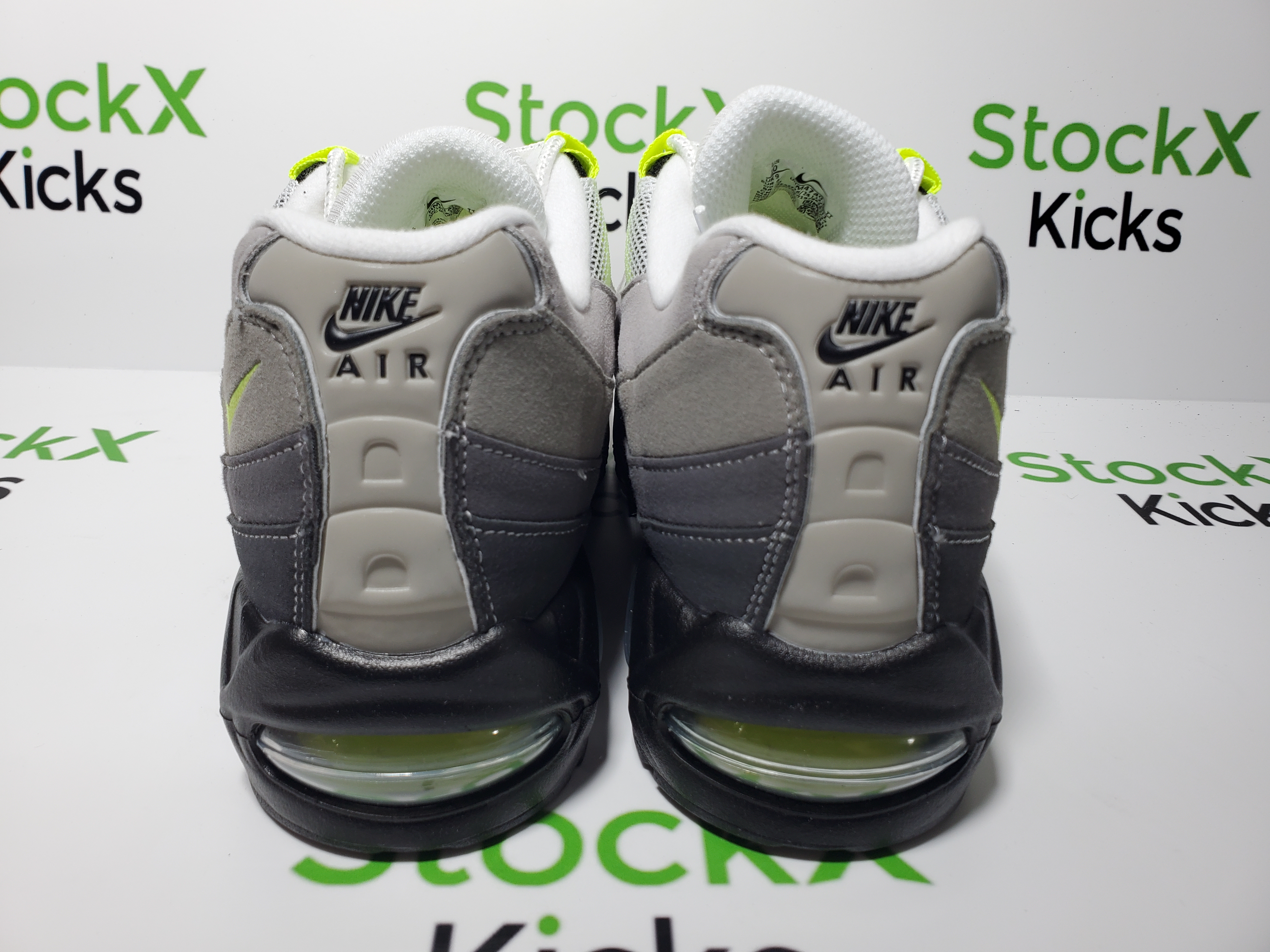 PK God Batch Nike Air Max 95 OG 'Neon' CT1689-001 review Stockicks 02