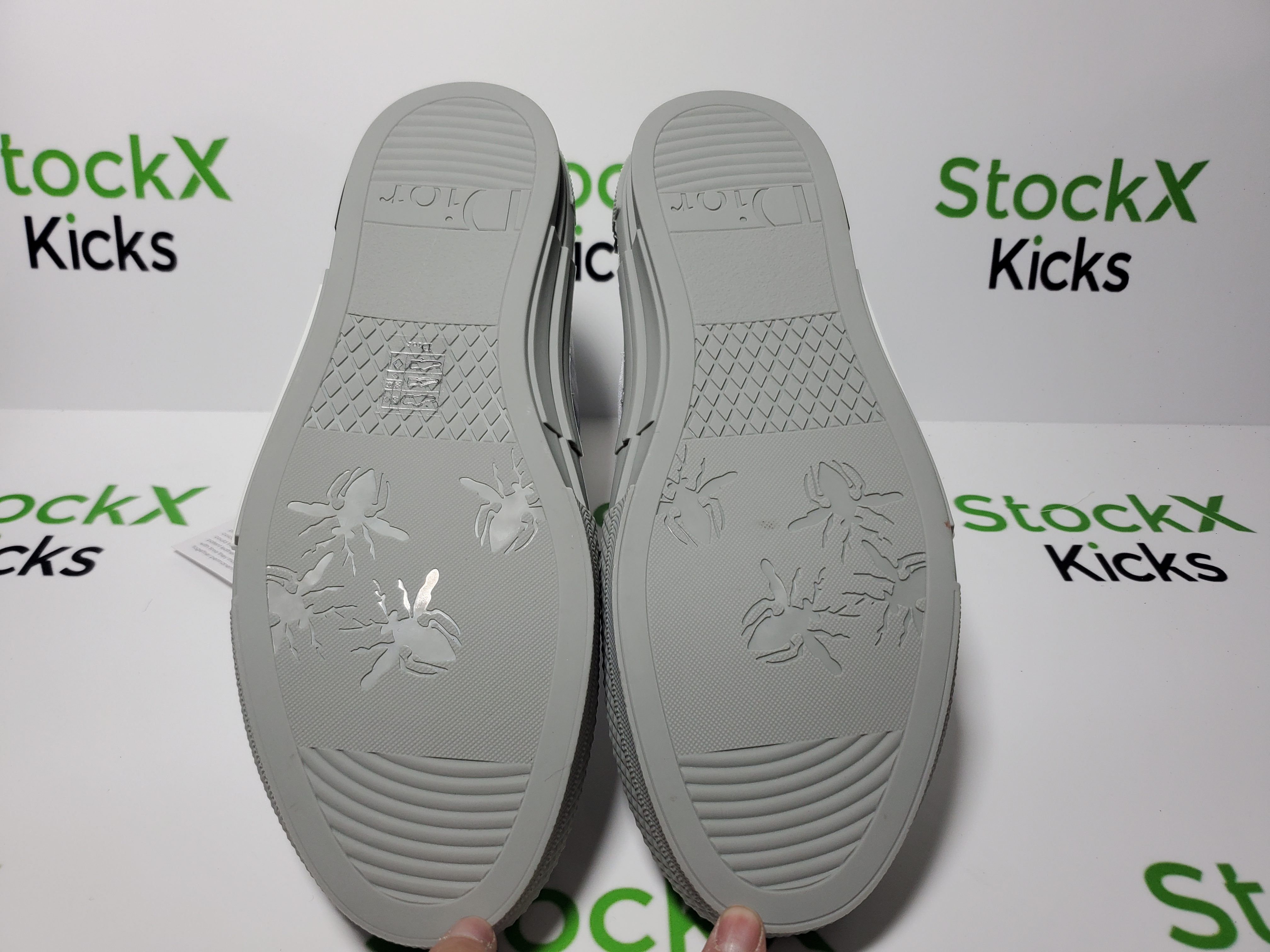 Dior B23 HT Oblique Transparency High White Blue Gray 3SN272ZIR 16536 review Stockicks 03