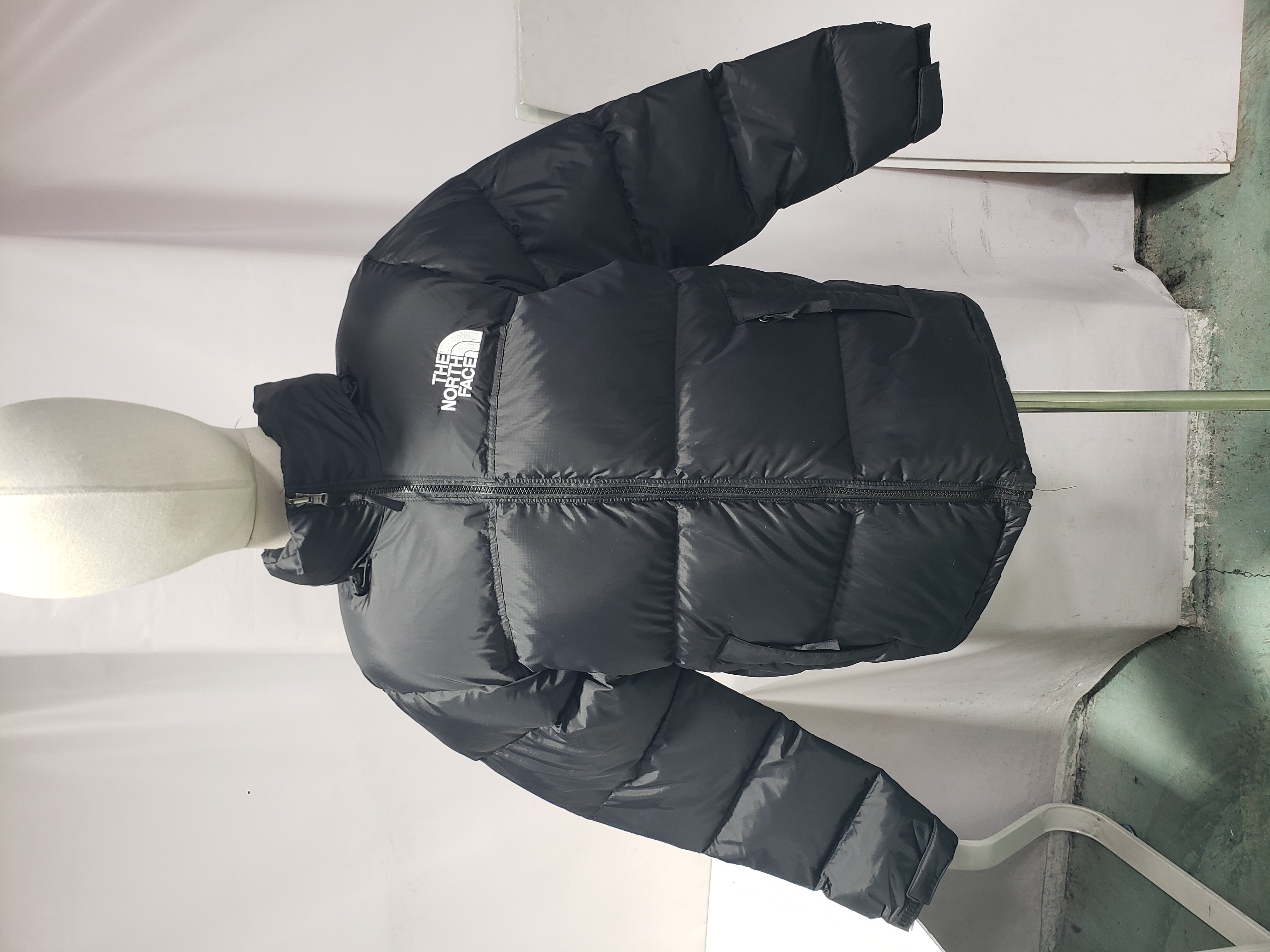 The North Face 1996S Black Down Jacket Short review Stockicks 01