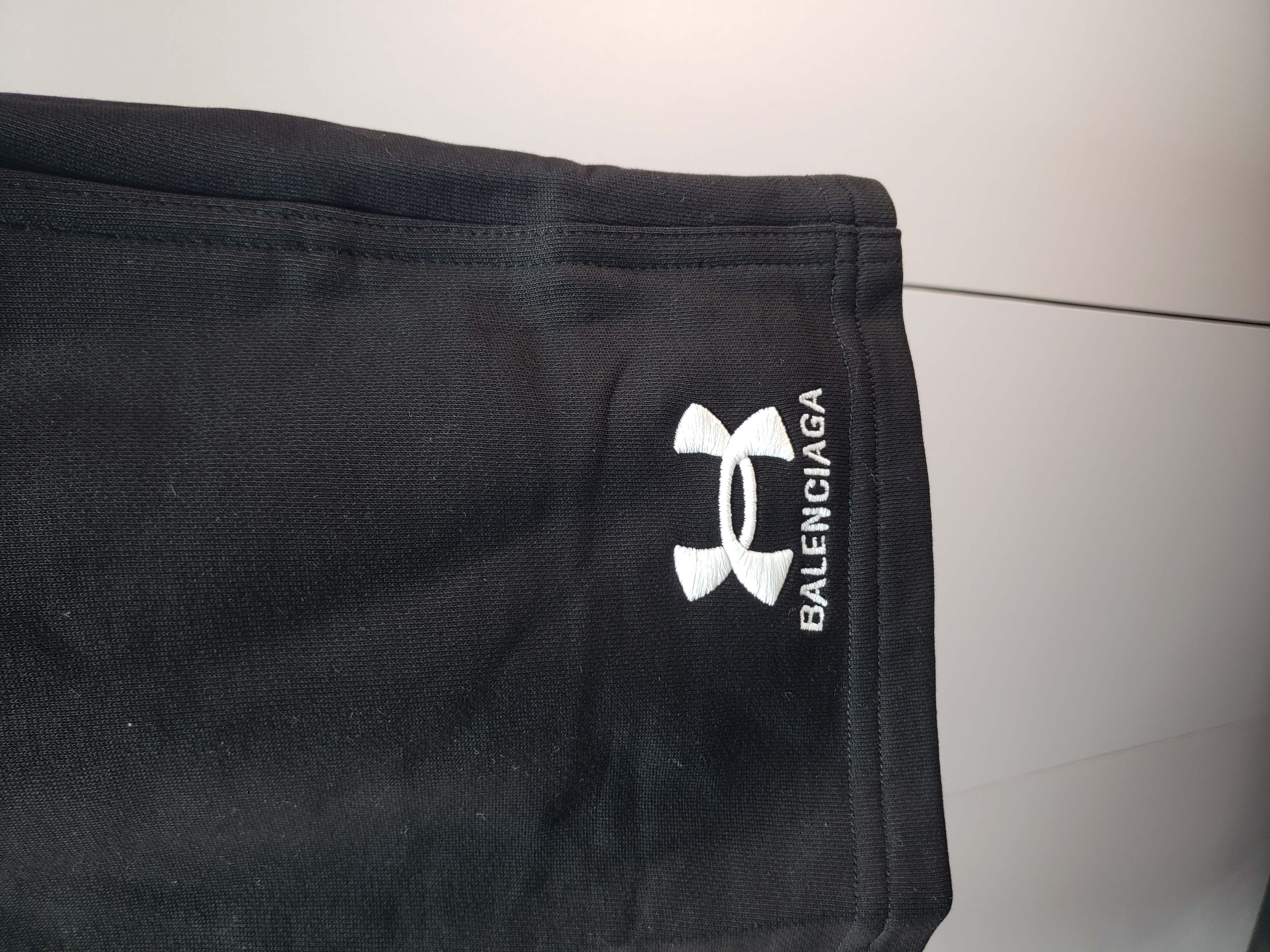 Balenciaga x Under Armour Large Shorts Black/White CK0720 review Stockicks 01