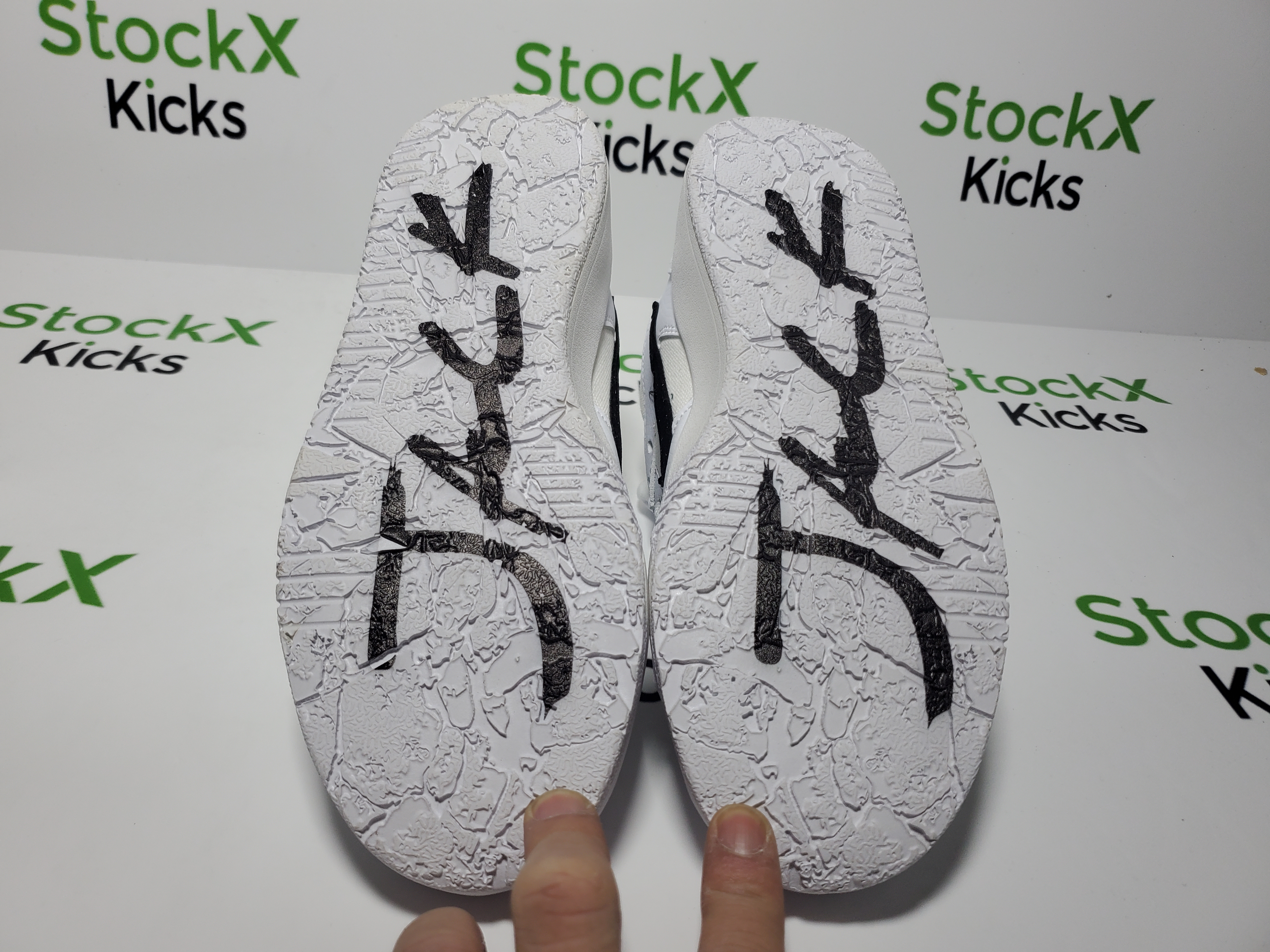 Travis Scott x Jordan Cut The Check Nice Kicks White Black FZ8117-492 review Stockicks 05