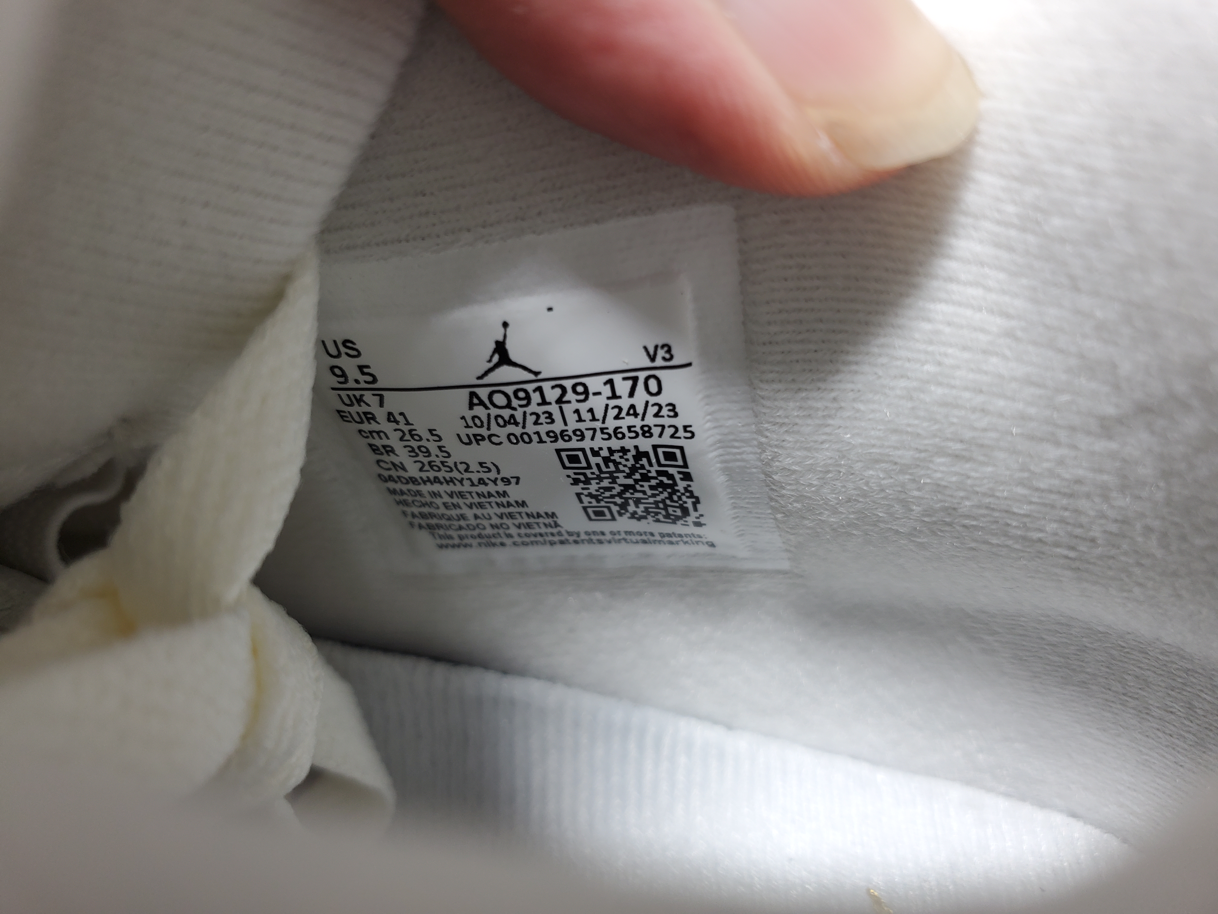 Special offer Batch Air Jordan 4 Retro NEW Sail AQ9129-170 review Stockicks 02