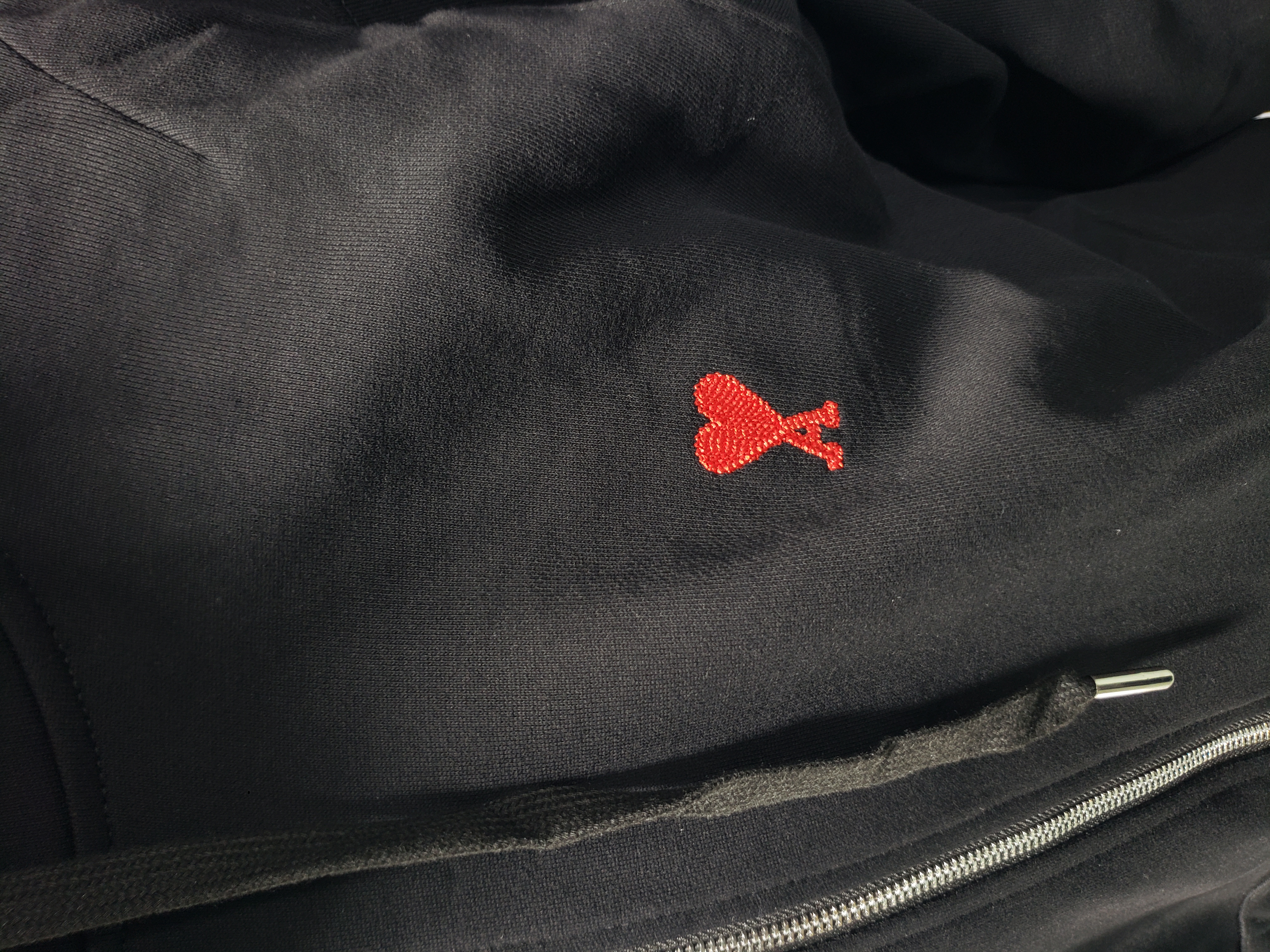 Ami Classic Heart Embroidered Zip-Up Jacket, New Early Fall Zip-Up Hoodie Black review Stockicks 02