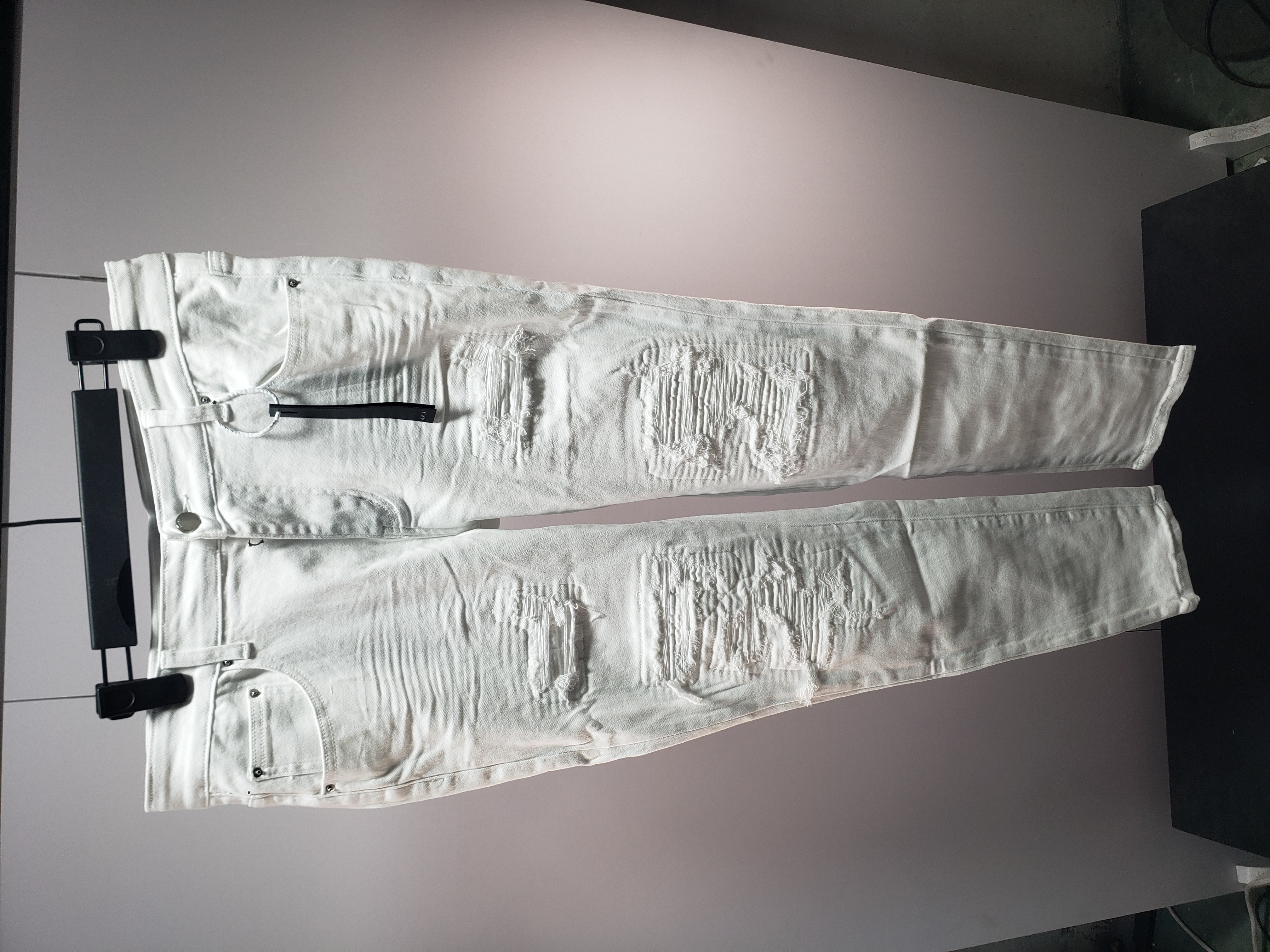 AMIRI White MX1 Jeans Distressing Throughout Skinny-fit Stretch Denim Jeans review Stockicks 01