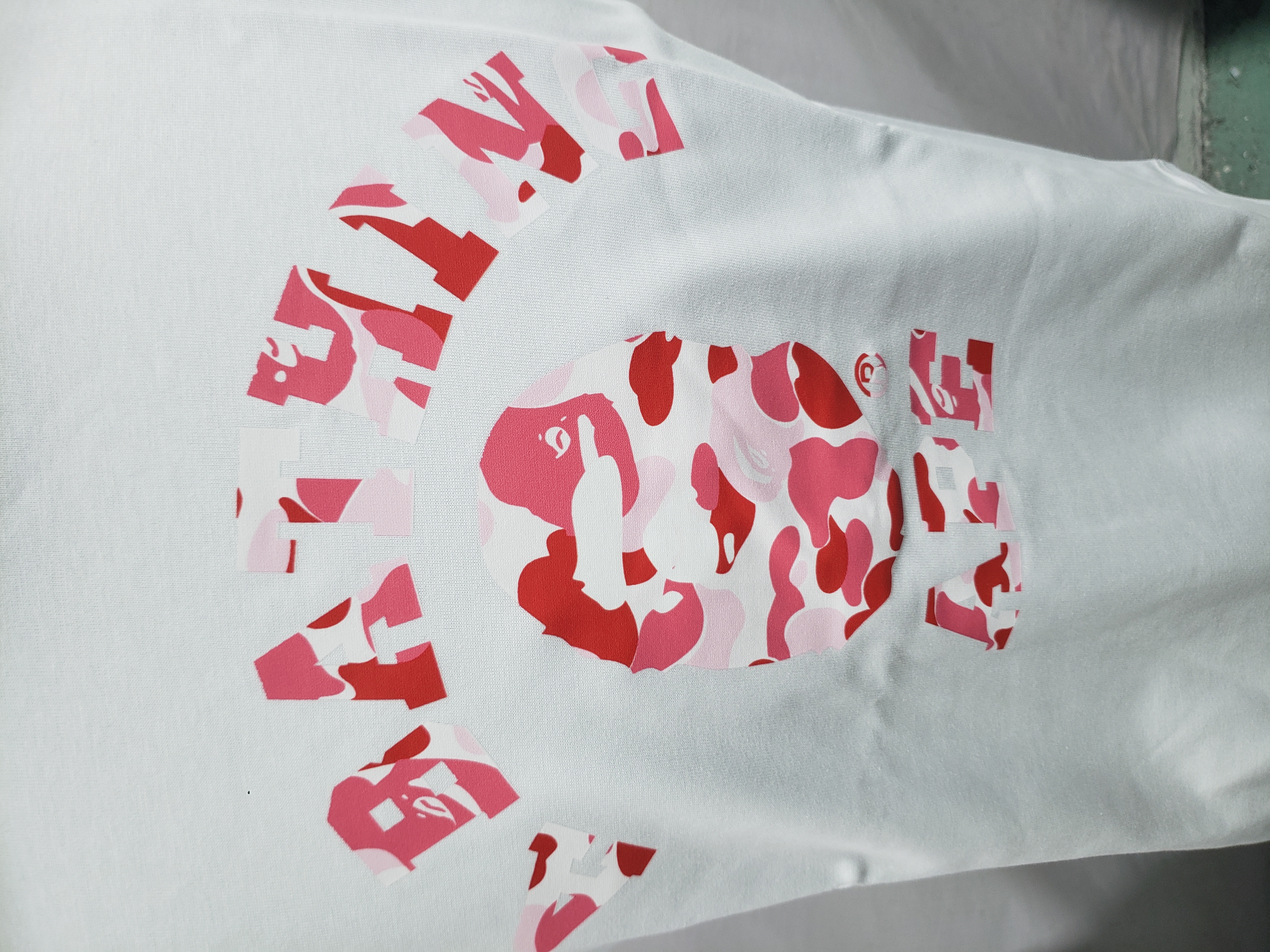 Bape T-Shirt EG 1030 review Stockicks 02