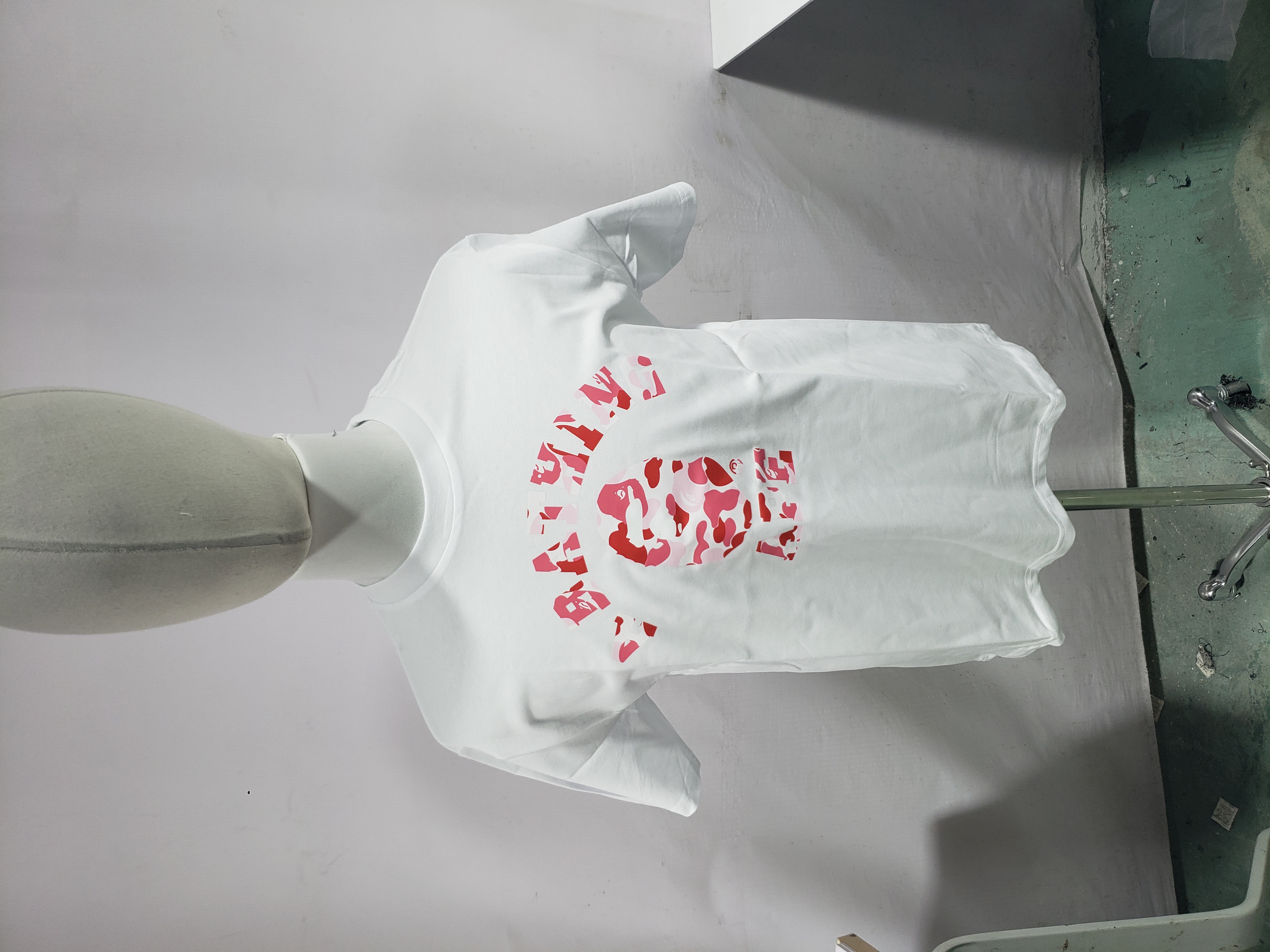 Bape T-Shirt EG 1030 review Stockicks 01