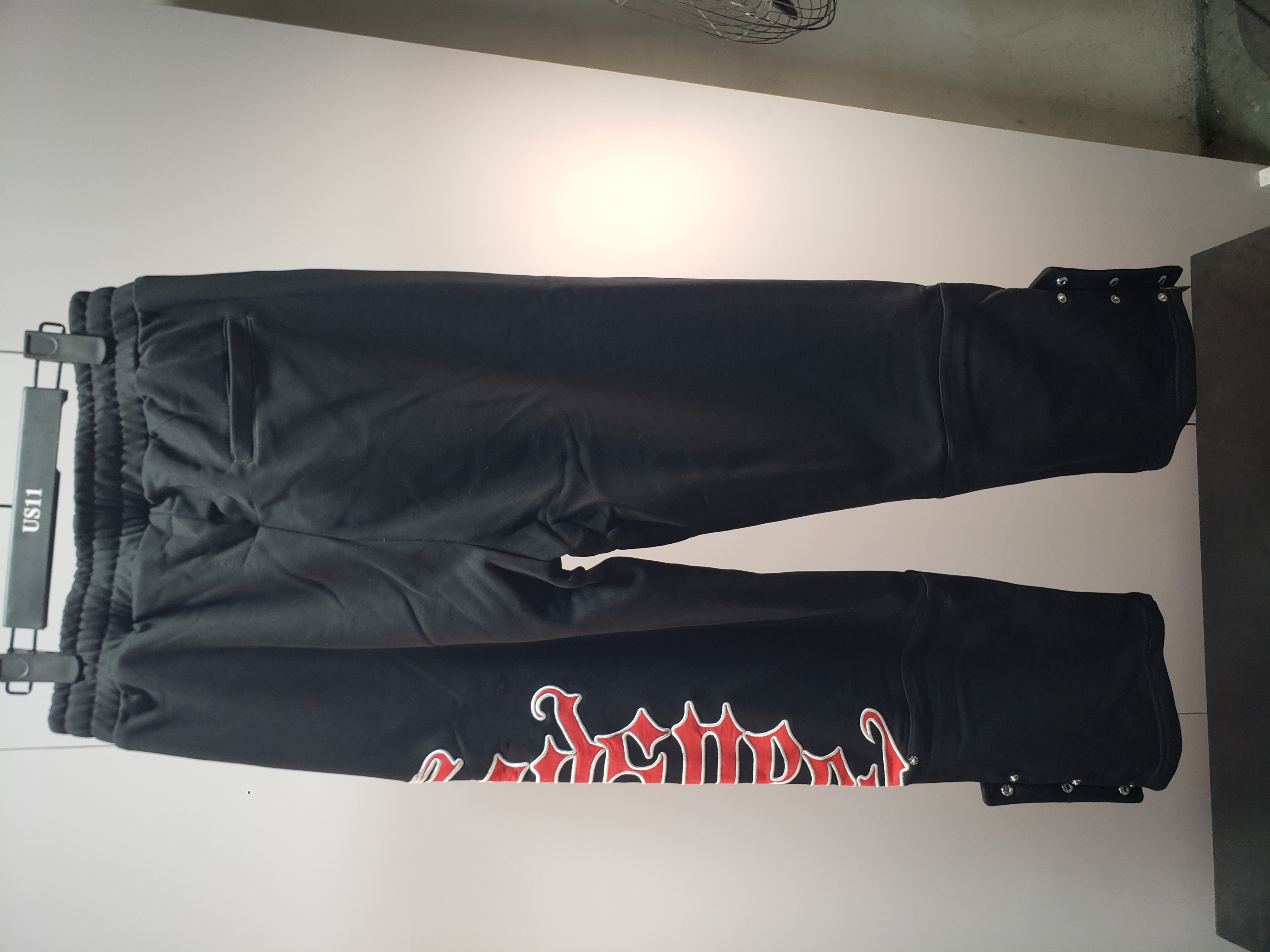 Godspeed OG Logo Black Sweatsuit G6031-8230 Red Letter Print review Stockicks 09