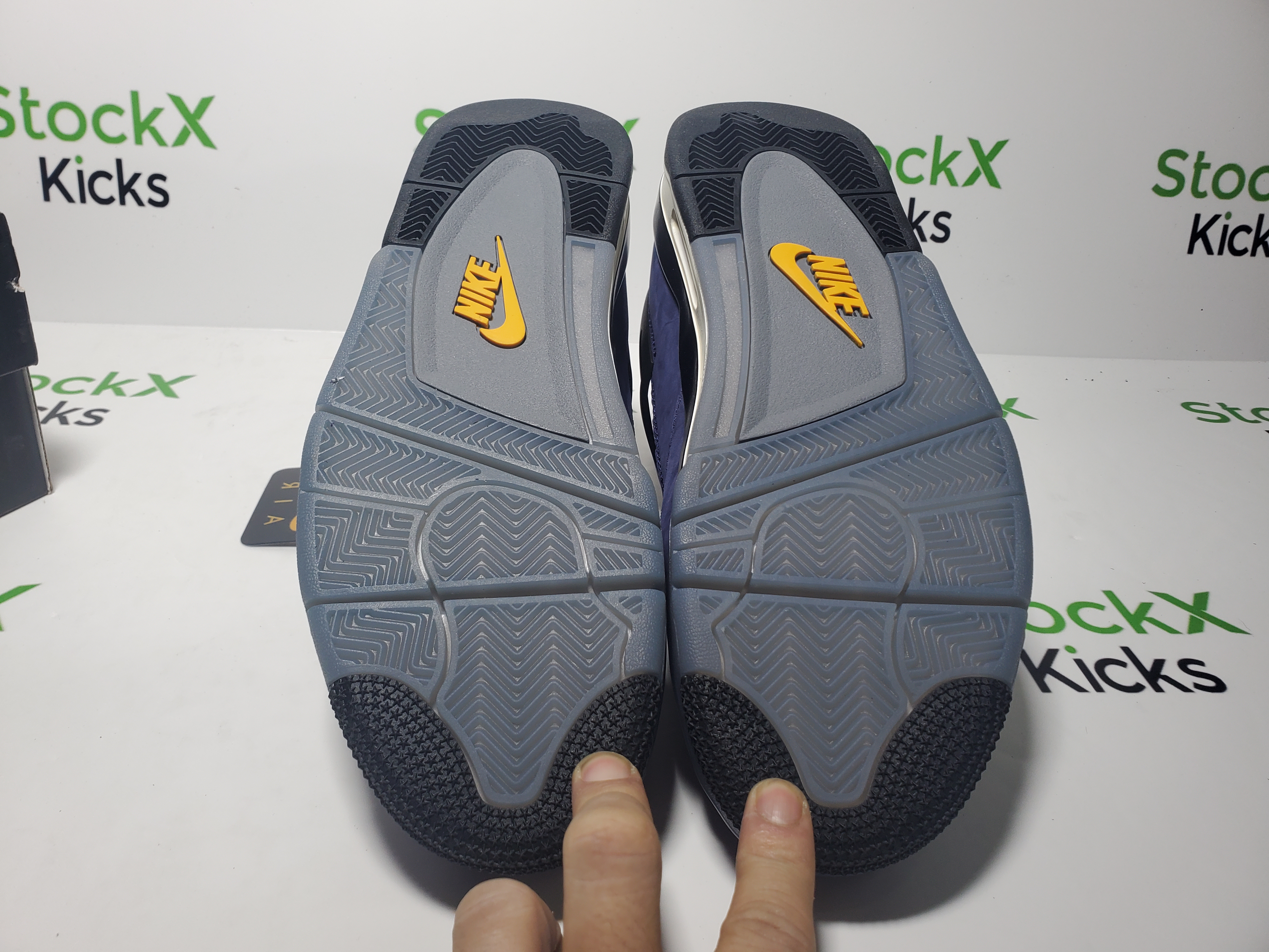 PK God Batch Air Jordan 4 Retro Lakers Purple FV5029-500 review Stockicks 05