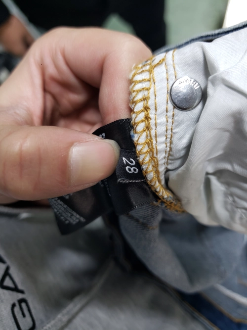 Amiri Jean 8898 review 