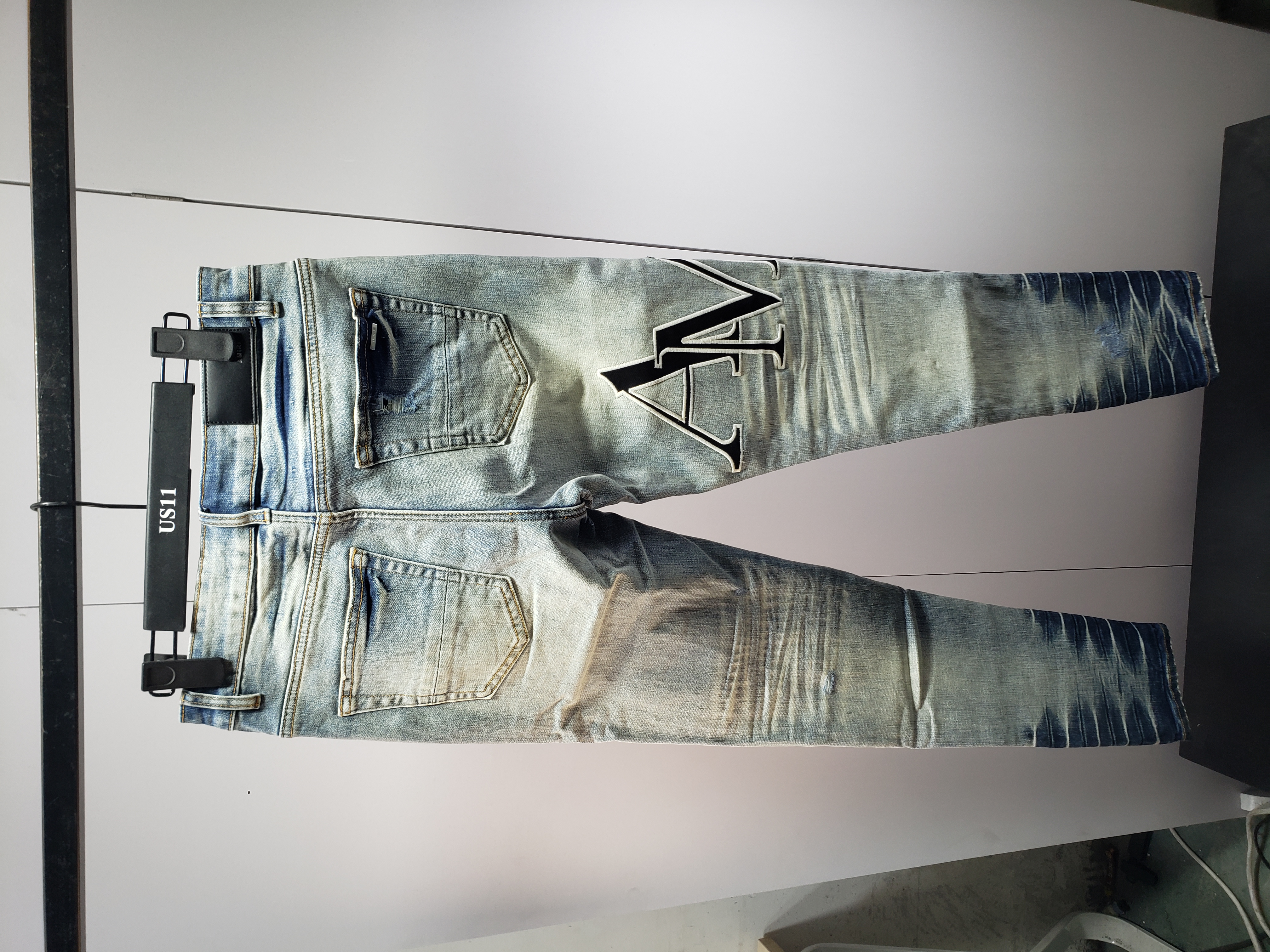 Amiri Jean 8898 review Stockicks 04