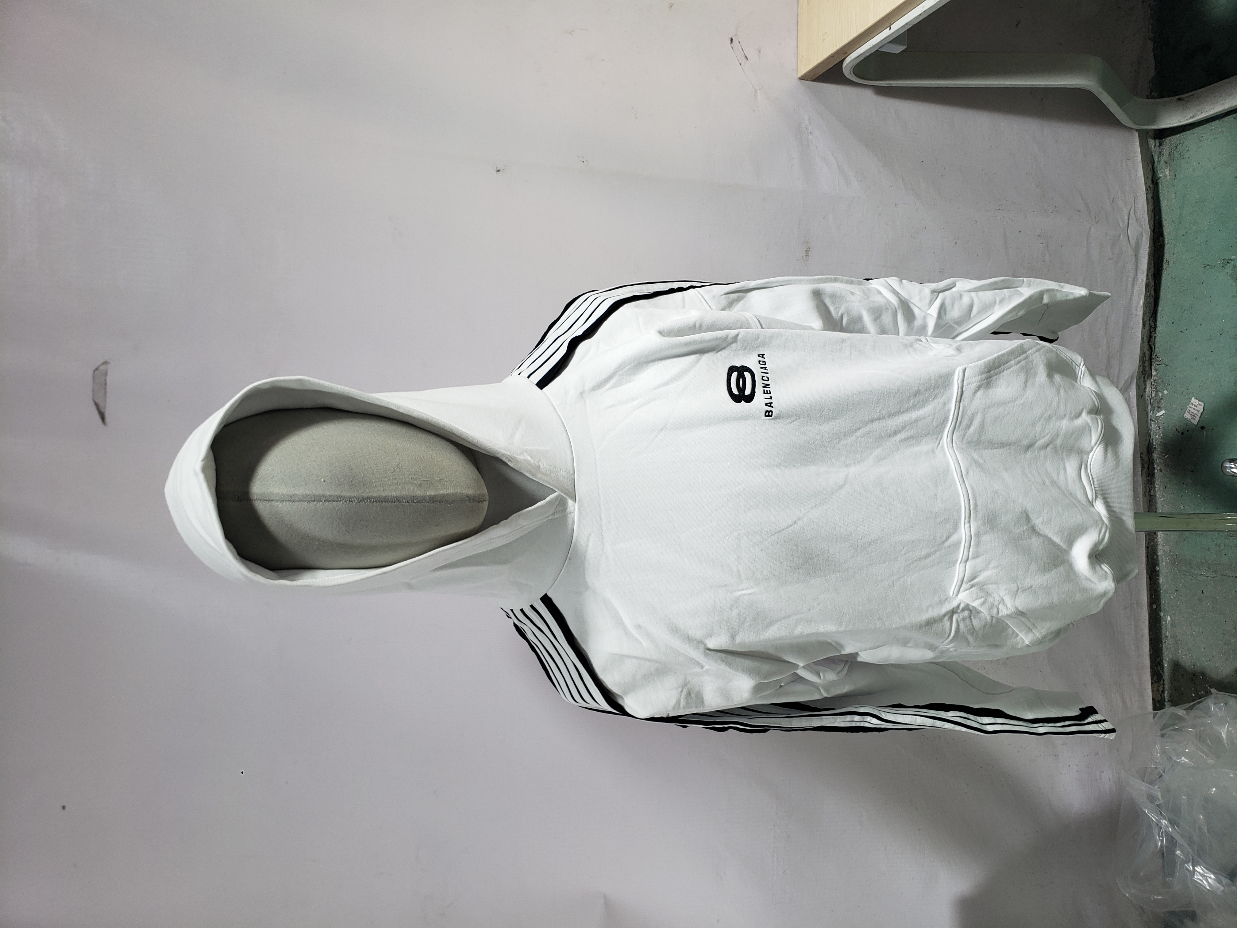 Balenciaga 25ss Night Scene Letters T-shirt review Stockicks 01