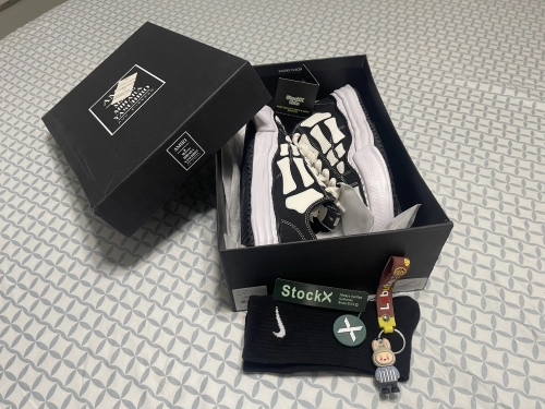 MIHARA YASUHIRO White And Black Bones NO.728 review 