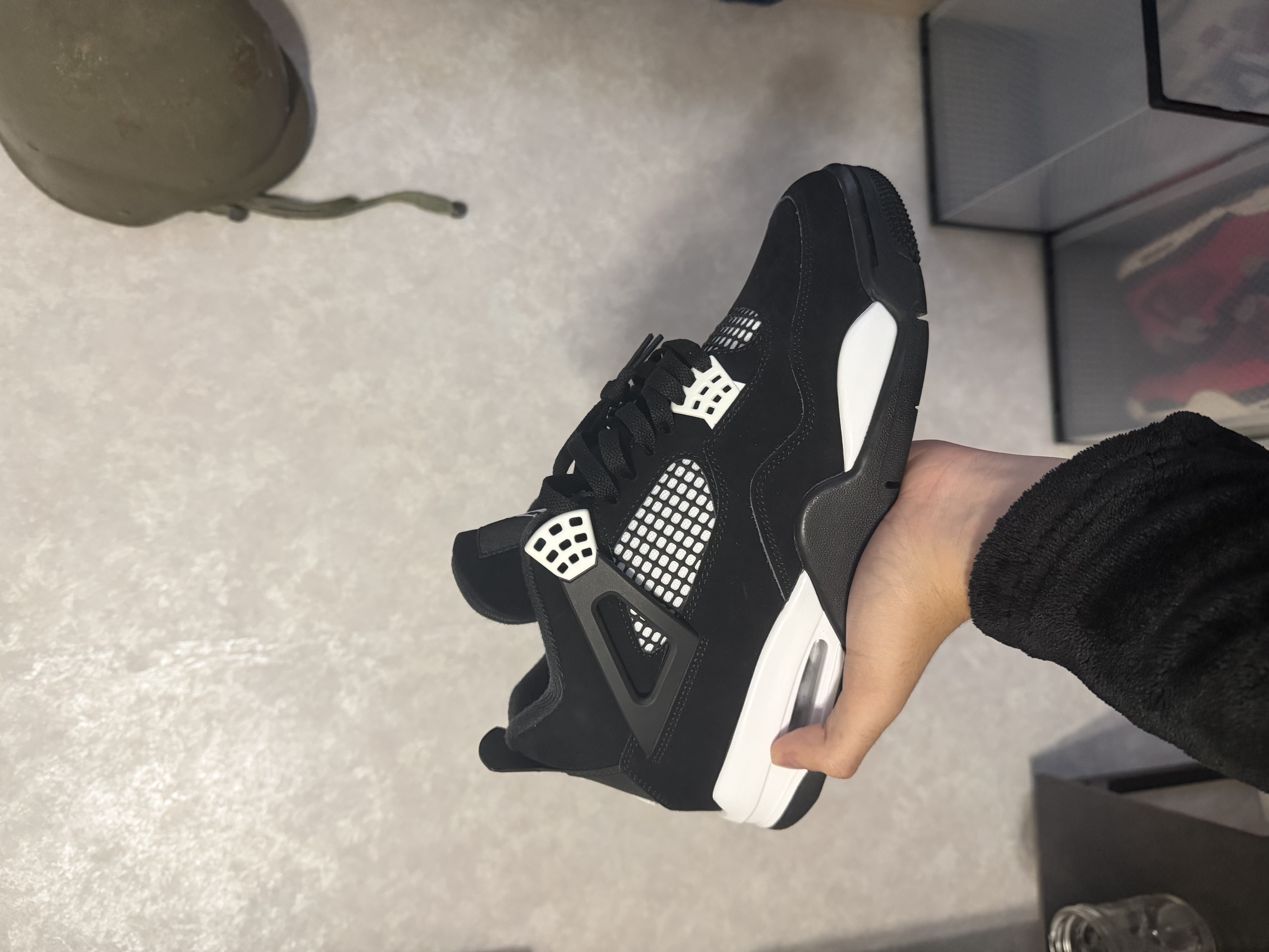 PK God Batch Nike Air Jordan 4 Retro White Thunder FQ8138-001 review Camden 01