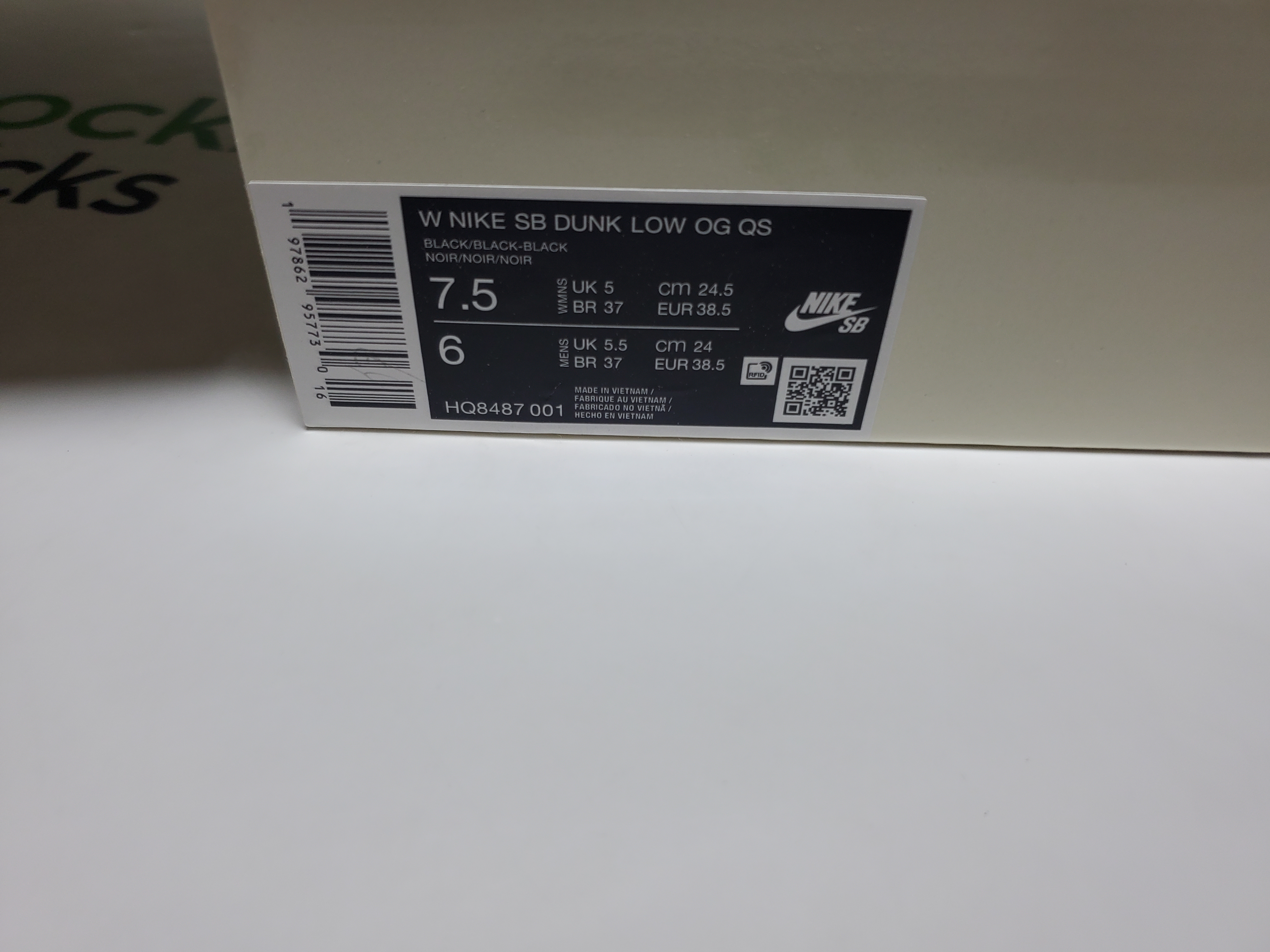 PK God Batch Nike SB Dunk Low Supreme 94 Black HQ8487-001 review stocxkicks 00