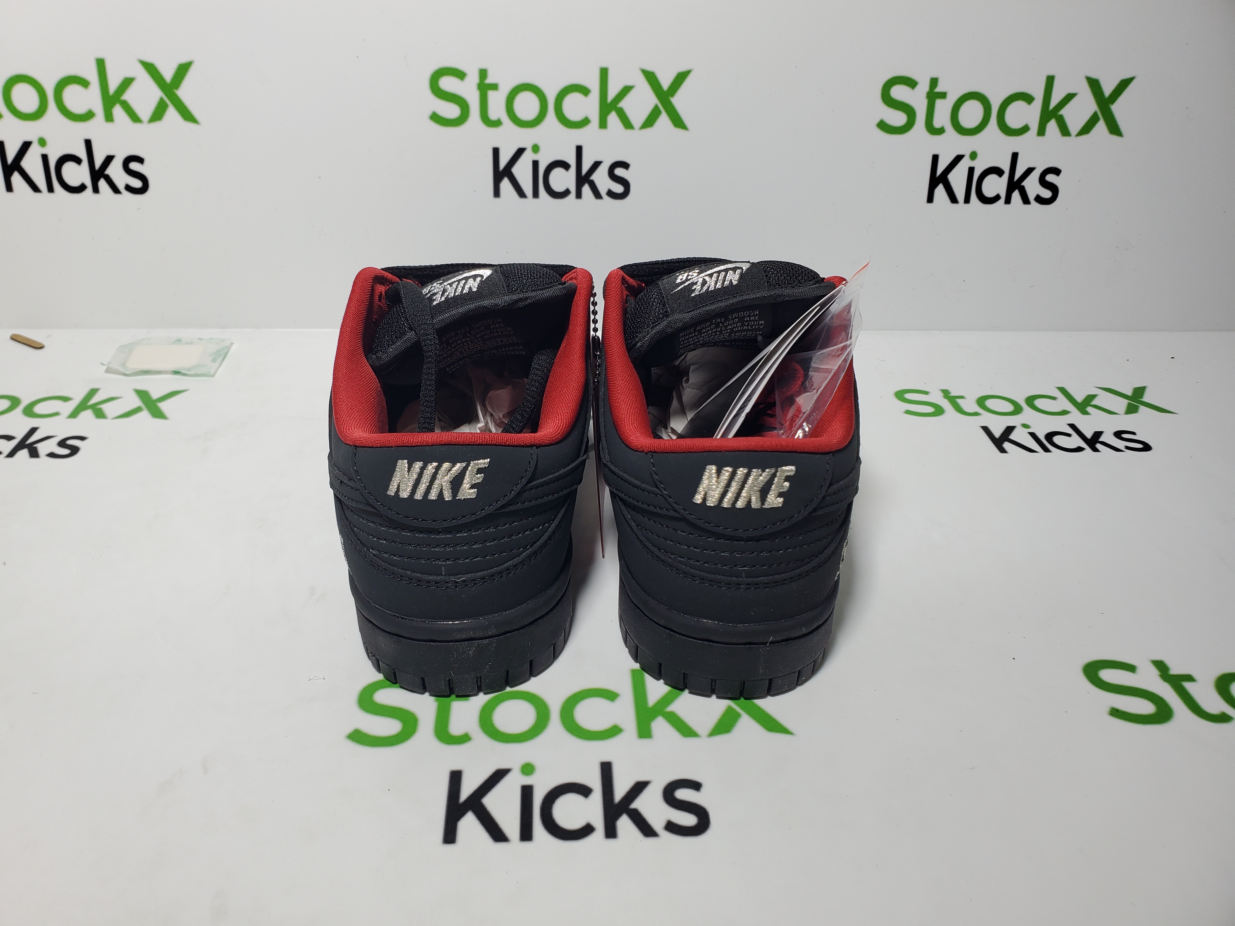 PK God Batch Nike SB Dunk Low Supreme 94 Black HQ8487-001 review stocxkicks 01