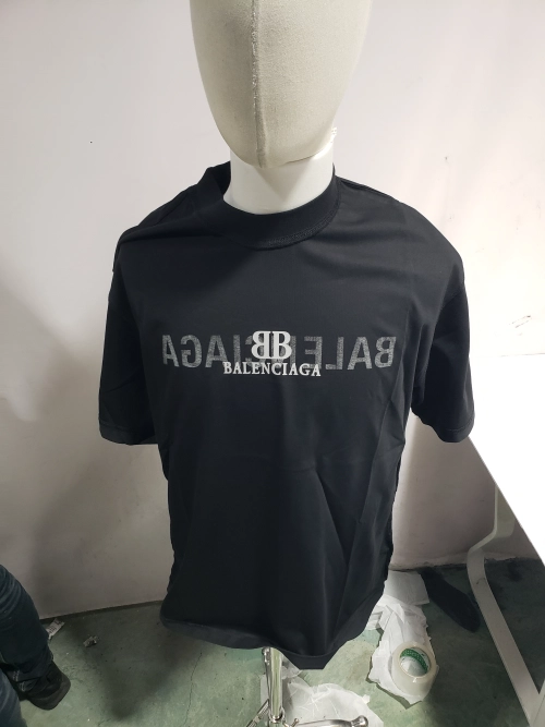 Balenciaga Mirror Logo T-Shirt Black review 