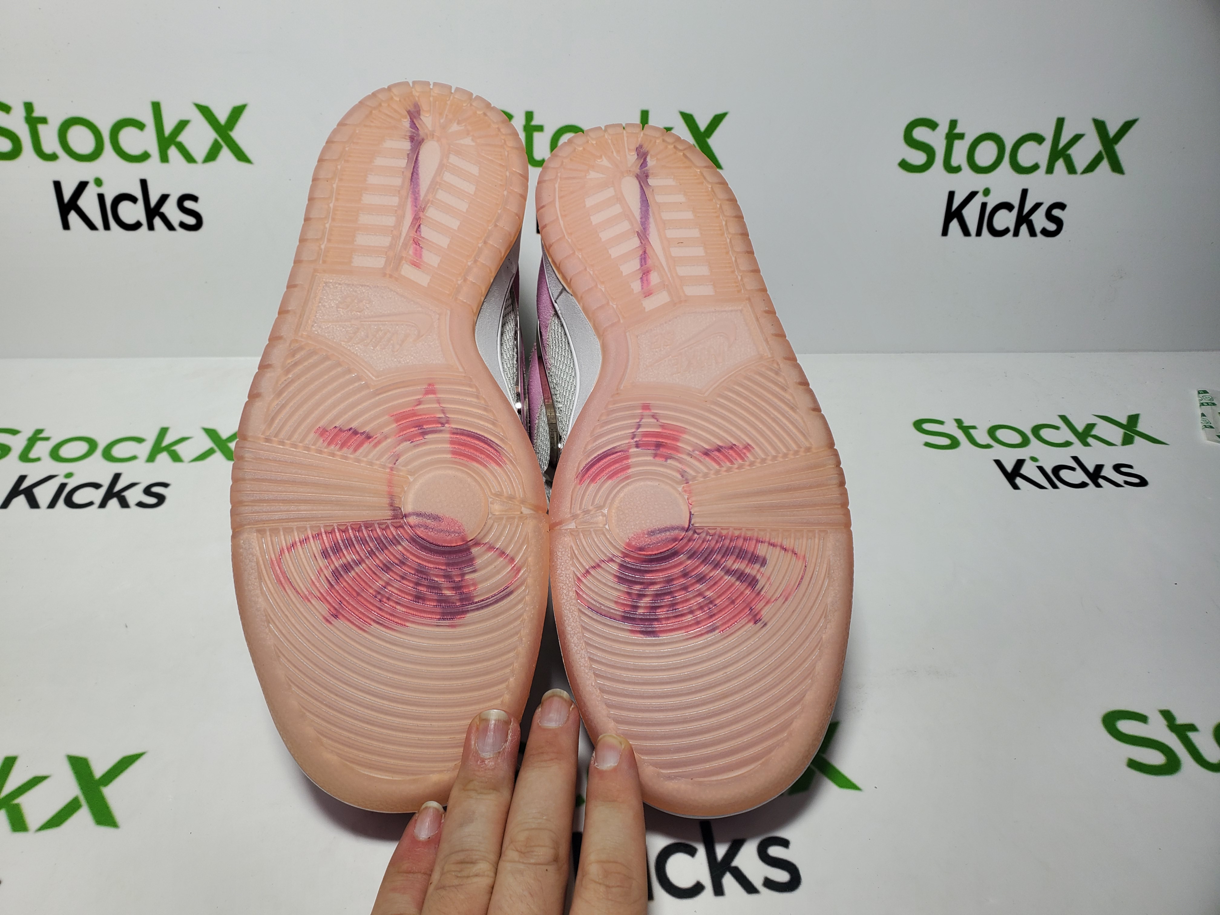 LJR Batch Nike SB Dunk Low April Skateboards Pink  review Stockxkicksvip 04