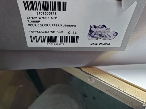 Balenciaga Runner Purple Grey 677402 W3RB3 5901 review 