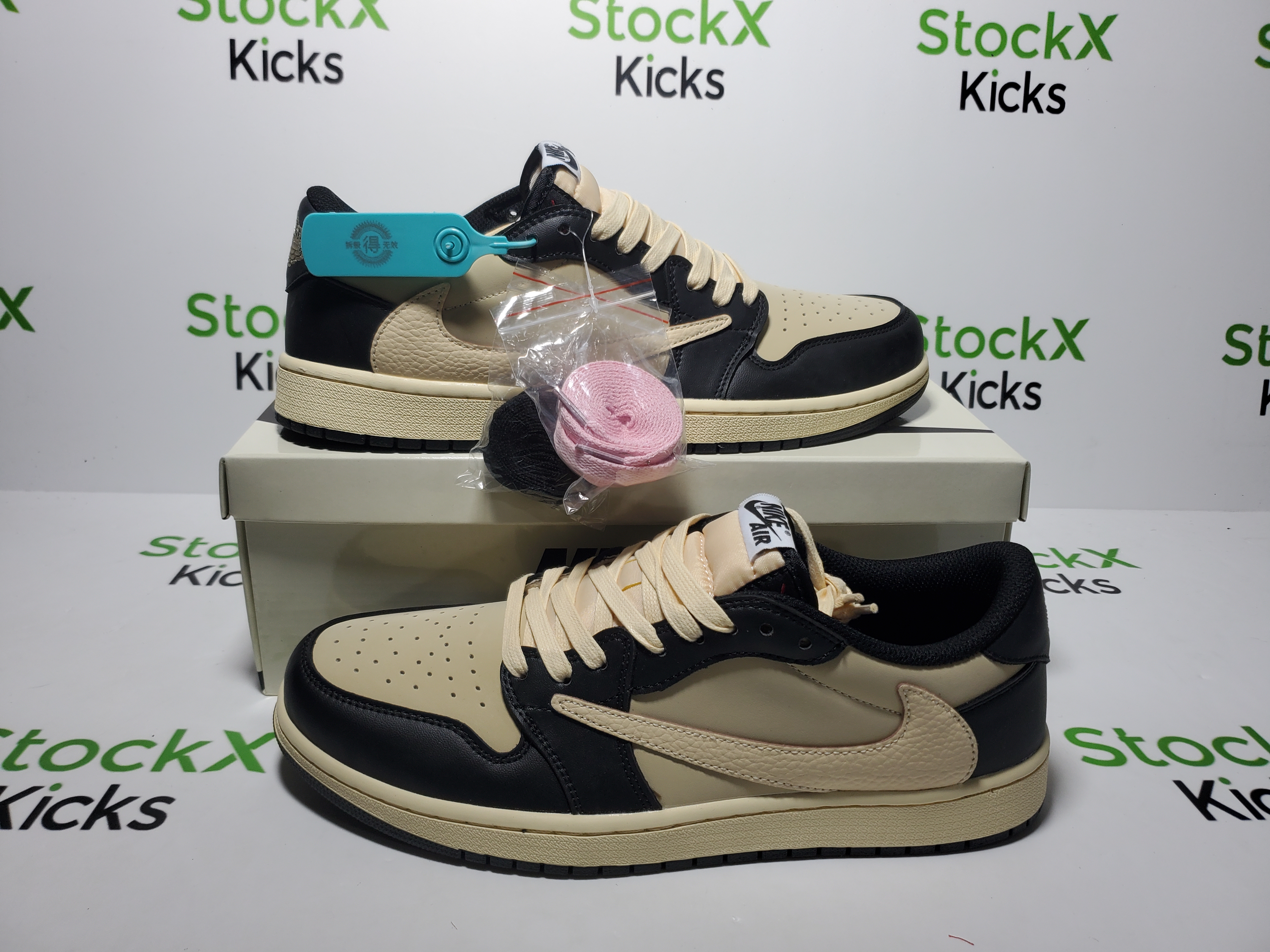 LJR Batch Travis Scott x Air Jordan 1 Retro Low OG SP 'Pale Vanilla' DM7866-201 review 1