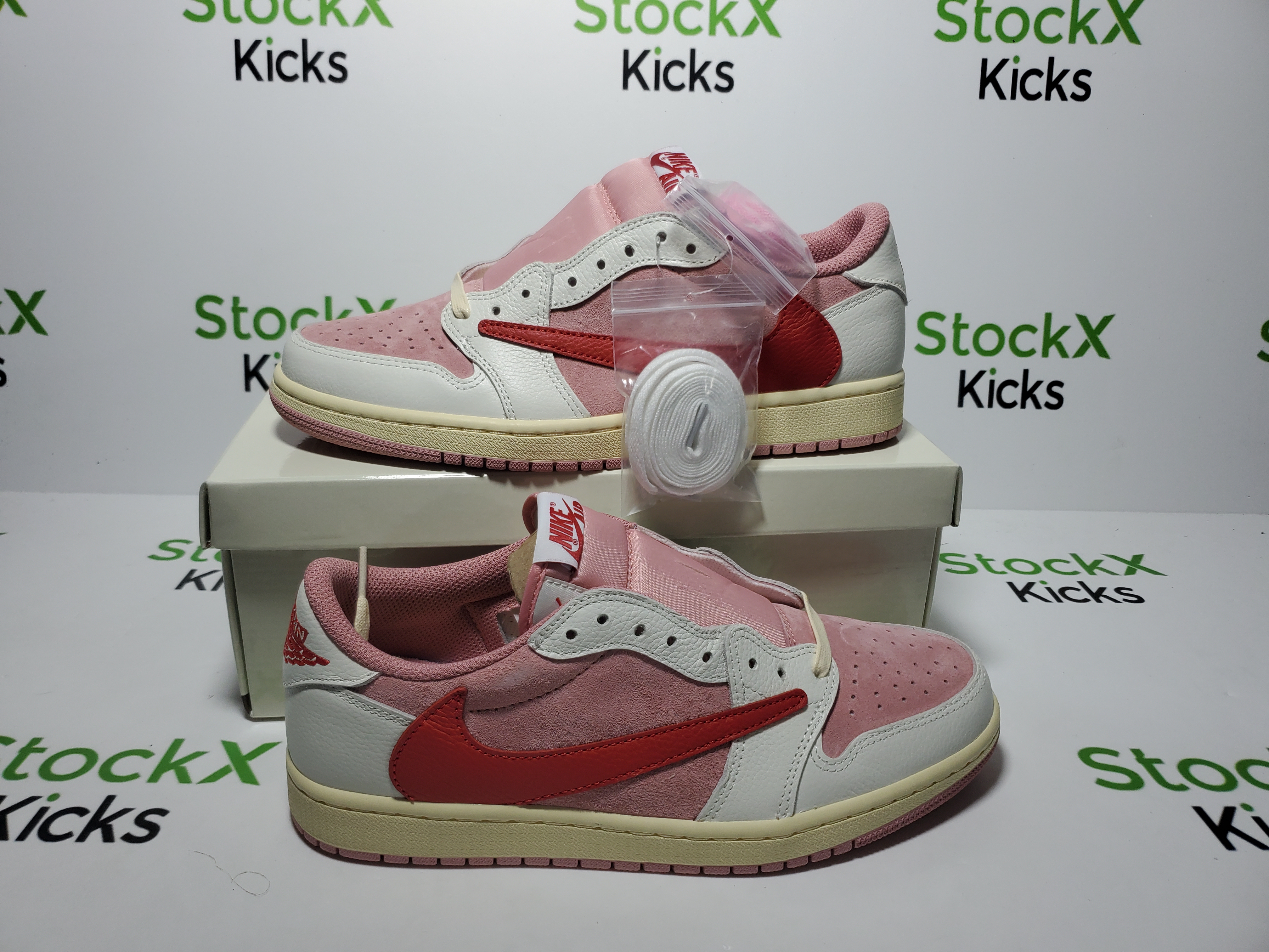 LJR Batch Travis Scott x Air Jordan 1 Low Red Tick IQ7604-101 review 1