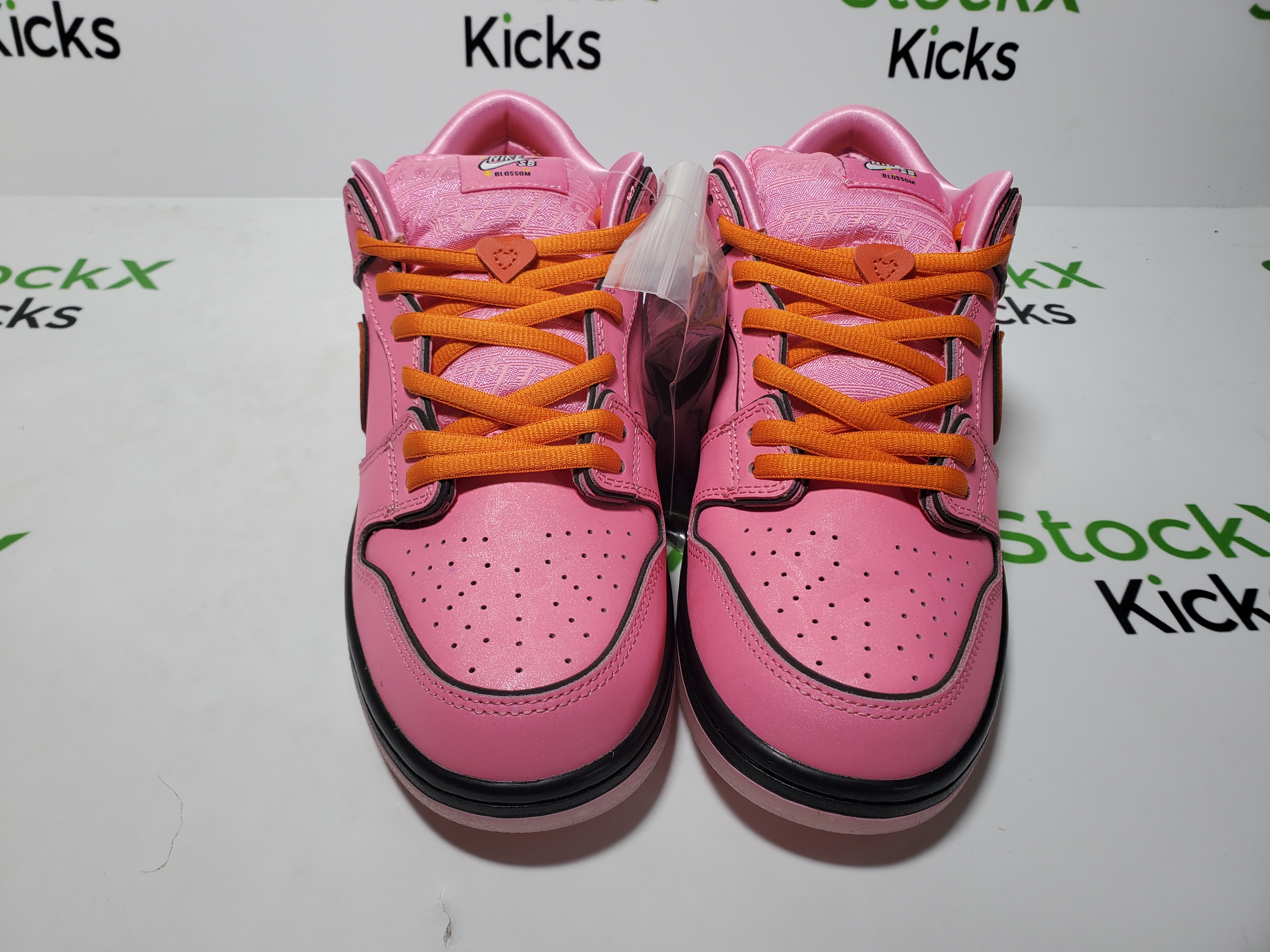 PK God Batch The Powerpuff Girls x Nike SB Dunk Low Blossom FD2631-600 review 4
