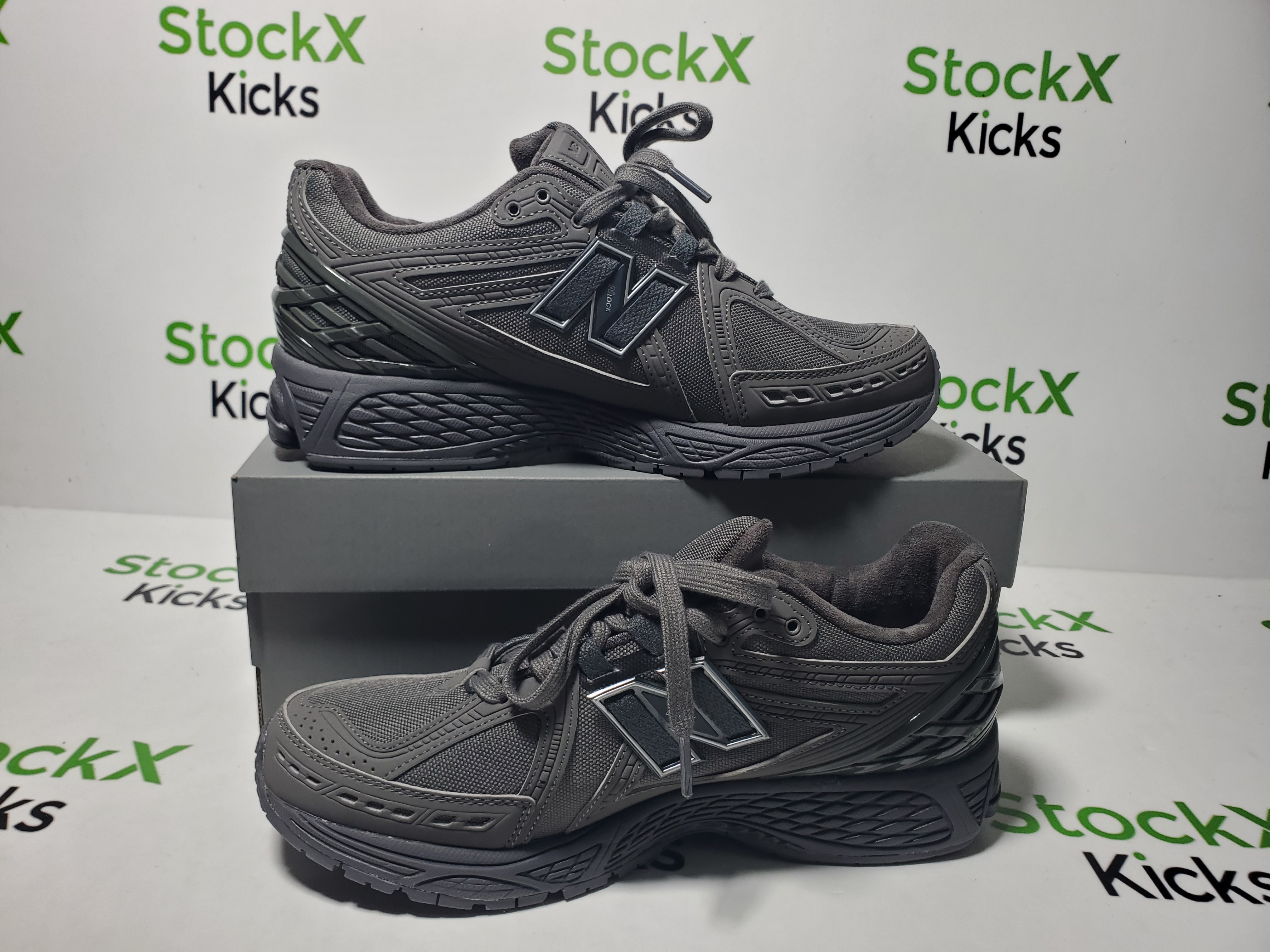 NEW BALANCE Dark Grey M1906RU review 2