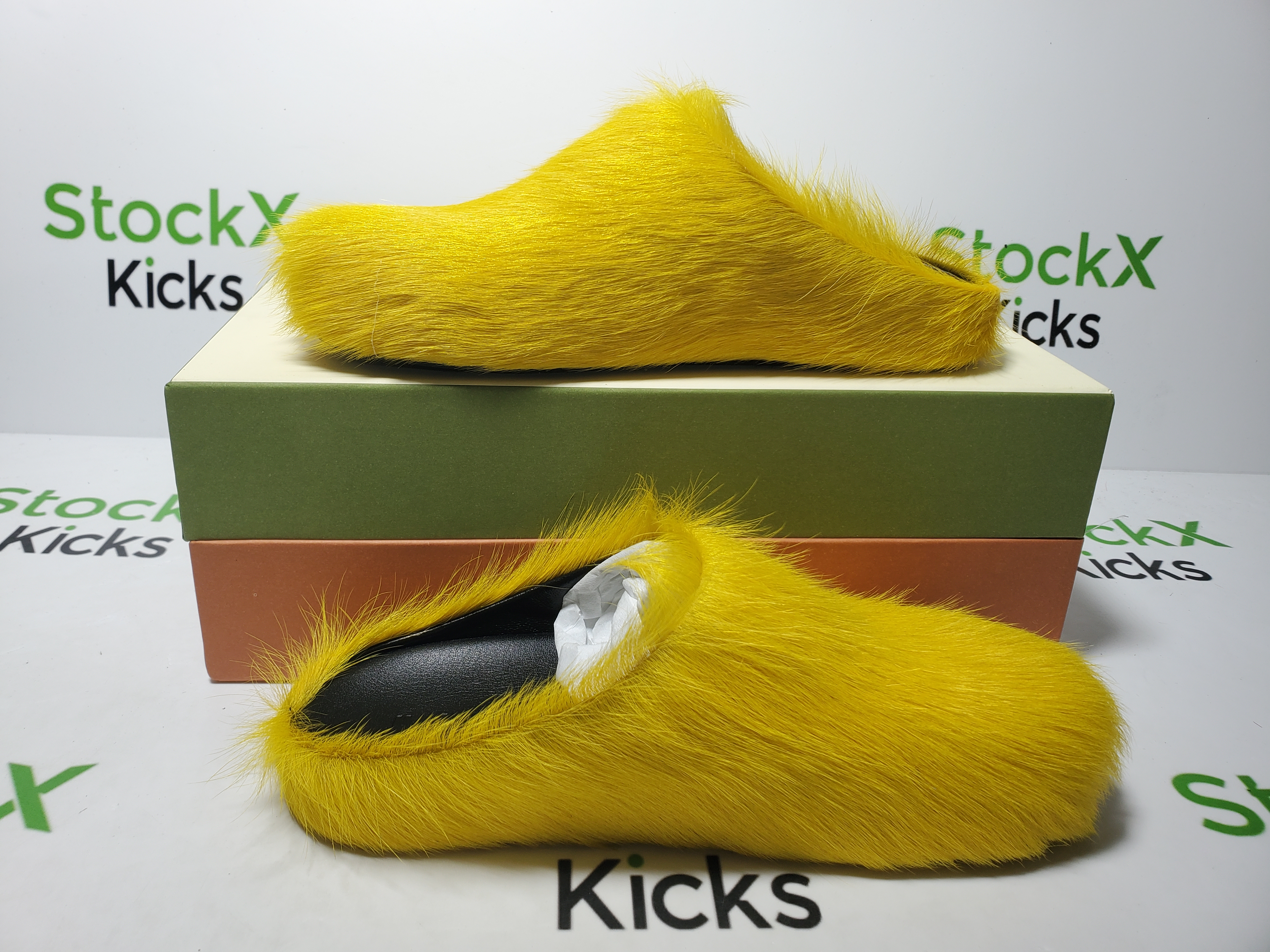 Marni Yellow LONG-HAIR CALFSKIN FUSSBETT SABOT Slide SBMR000600P412200C59 review 2