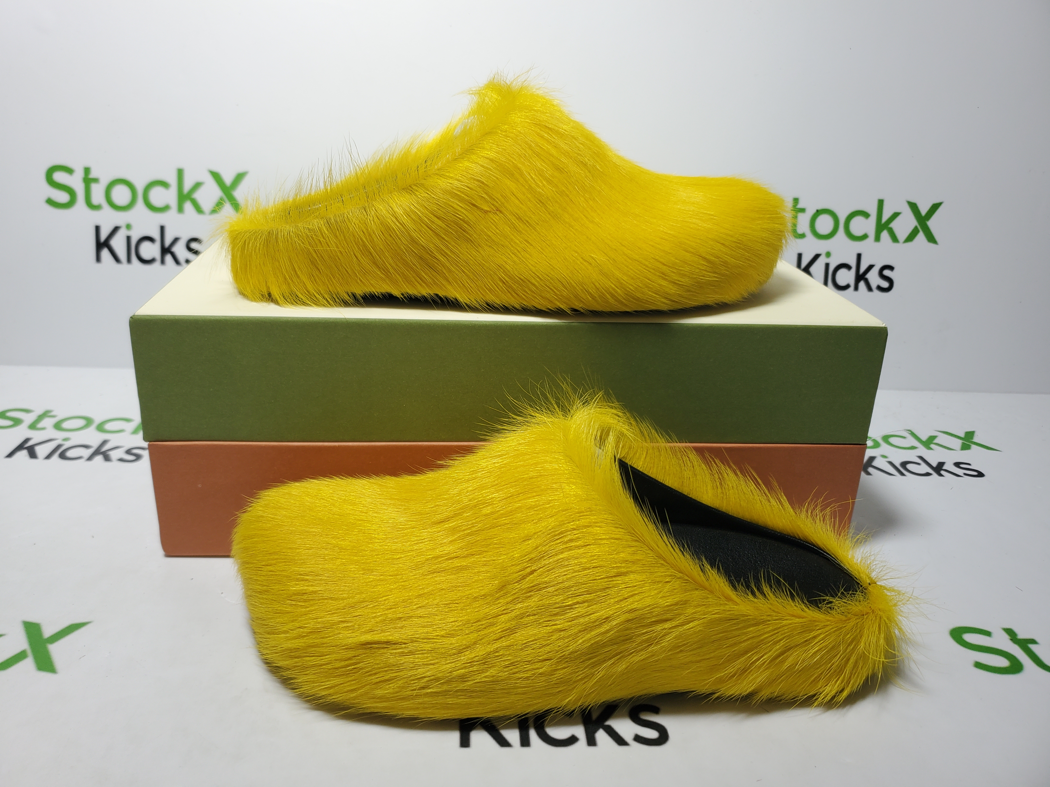 Marni Yellow LONG-HAIR CALFSKIN FUSSBETT SABOT Slide SBMR000600P412200C59 review 1