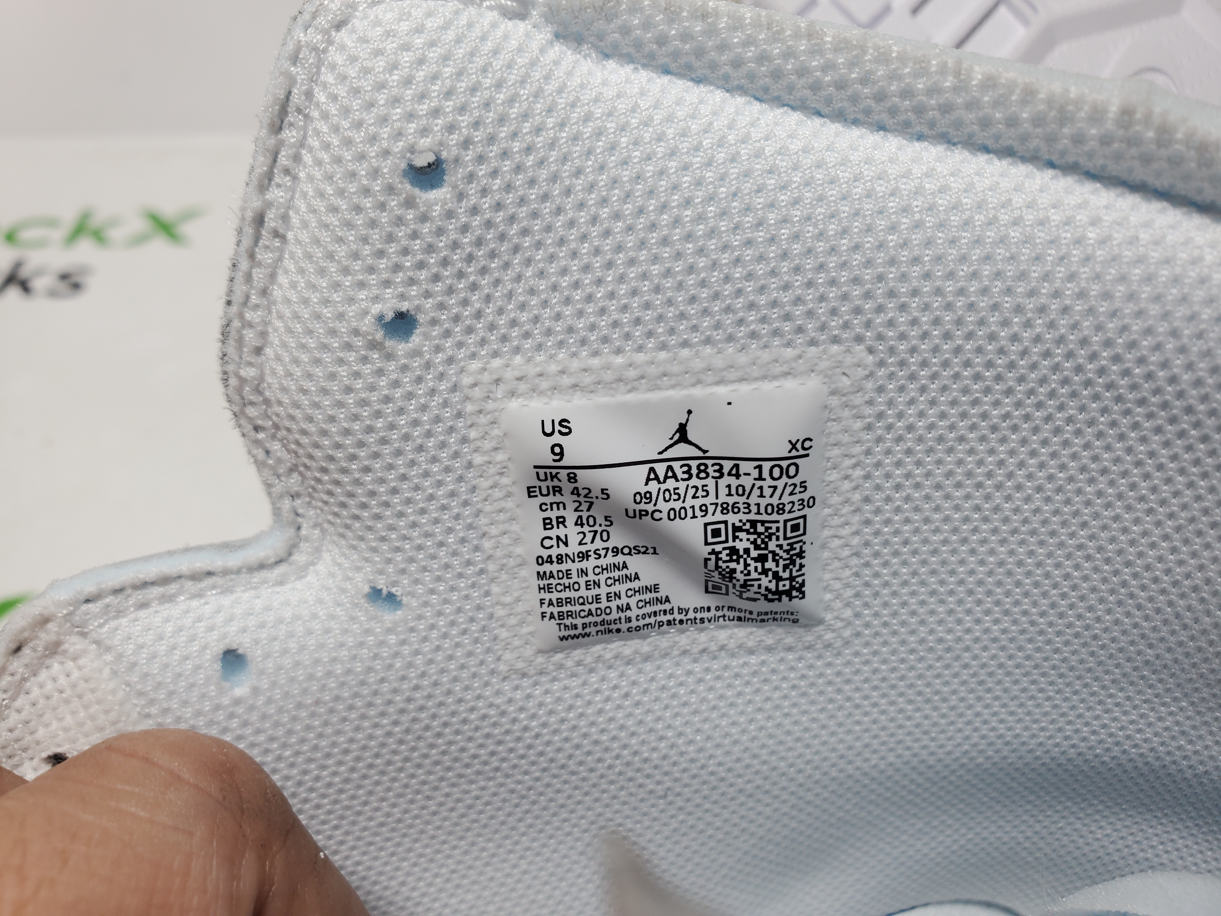 PK God Batch Off-White x Air Jordan 1 Retro High OG 'Alaska' AA3834-100 review 6