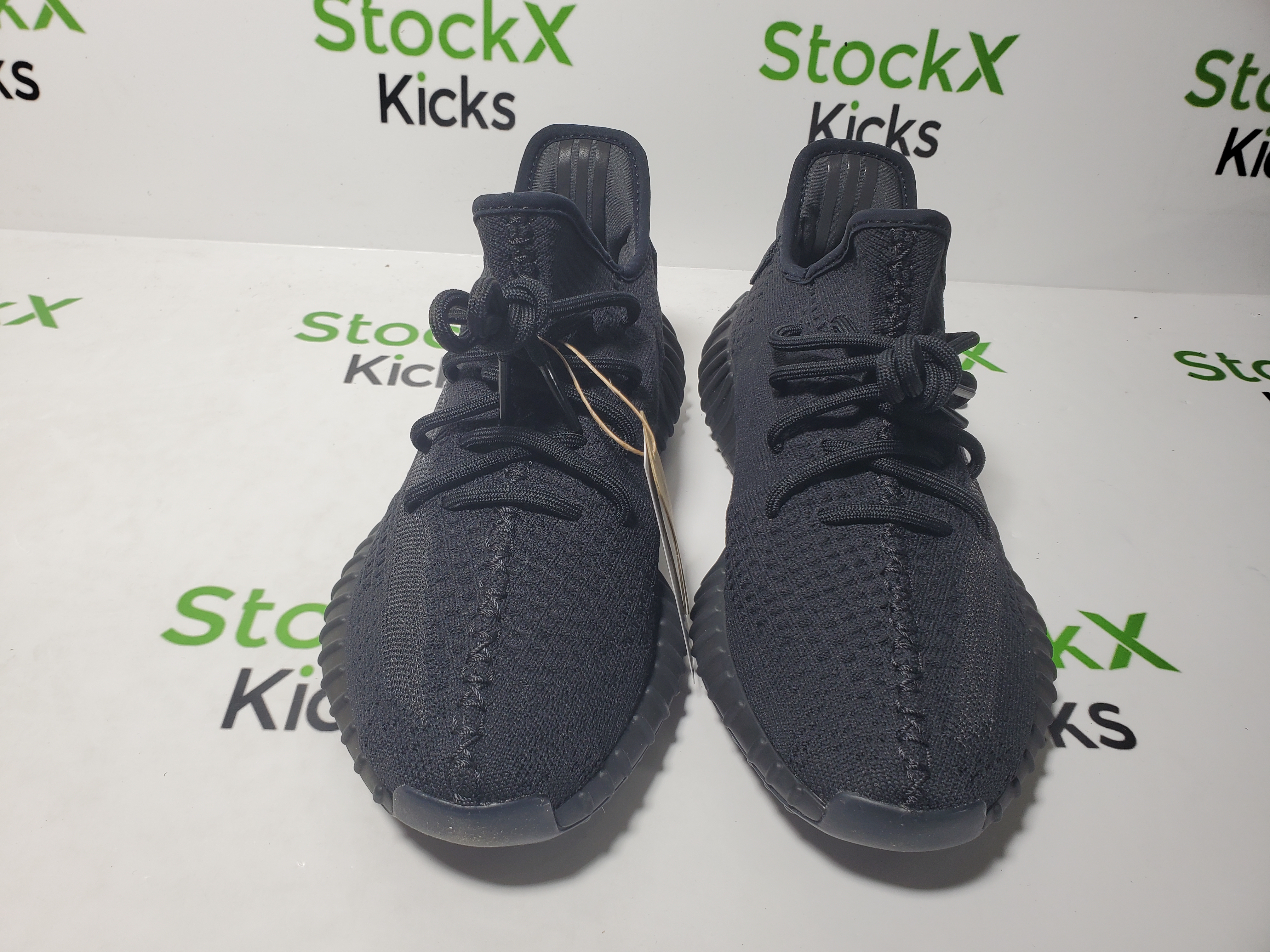 PK God Batch adidas Yeezy Boost 350 V2 Onyx HQ4540 review 4