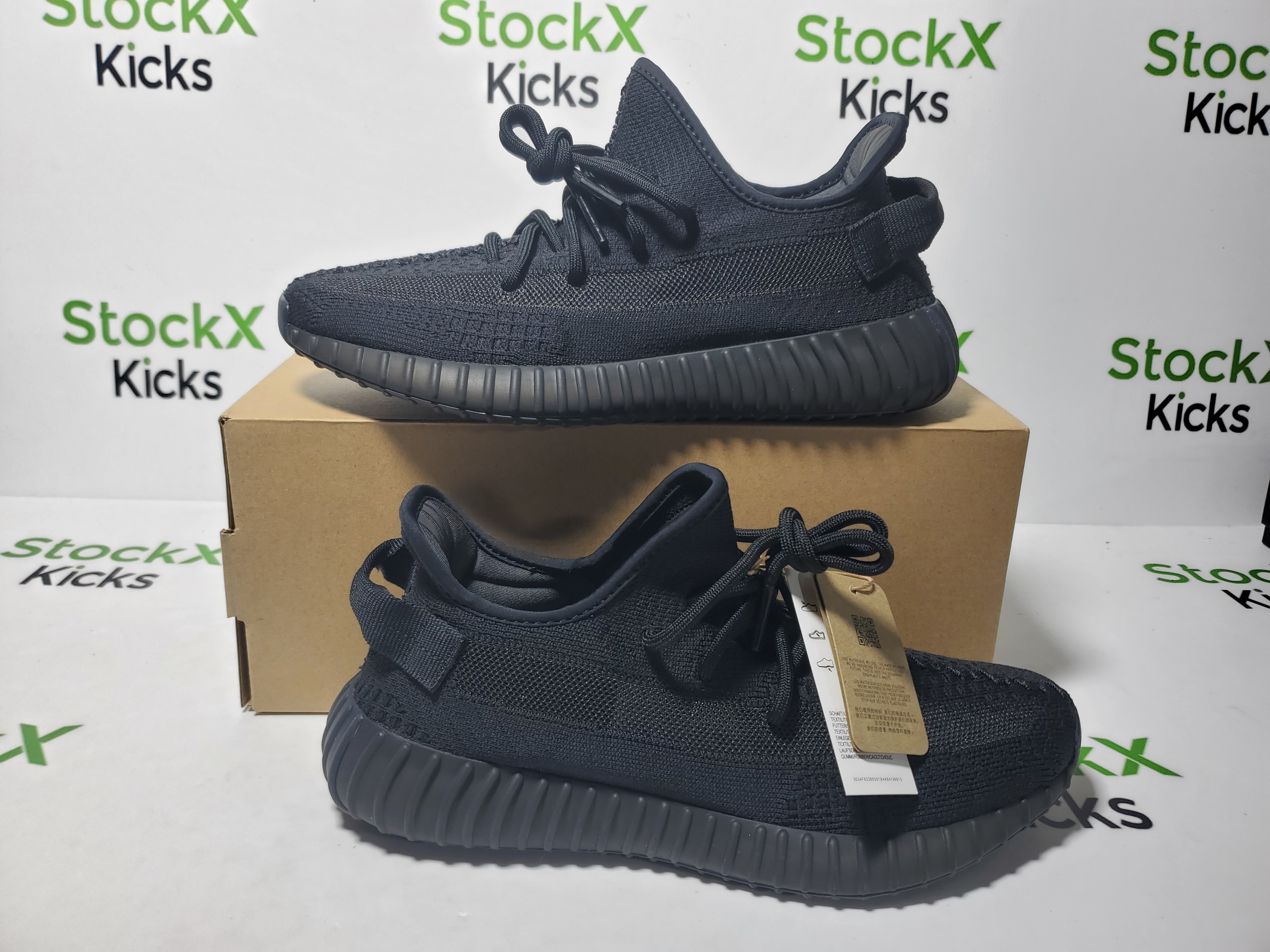 PK God Batch adidas Yeezy Boost 350 V2 Onyx HQ4540 review 1