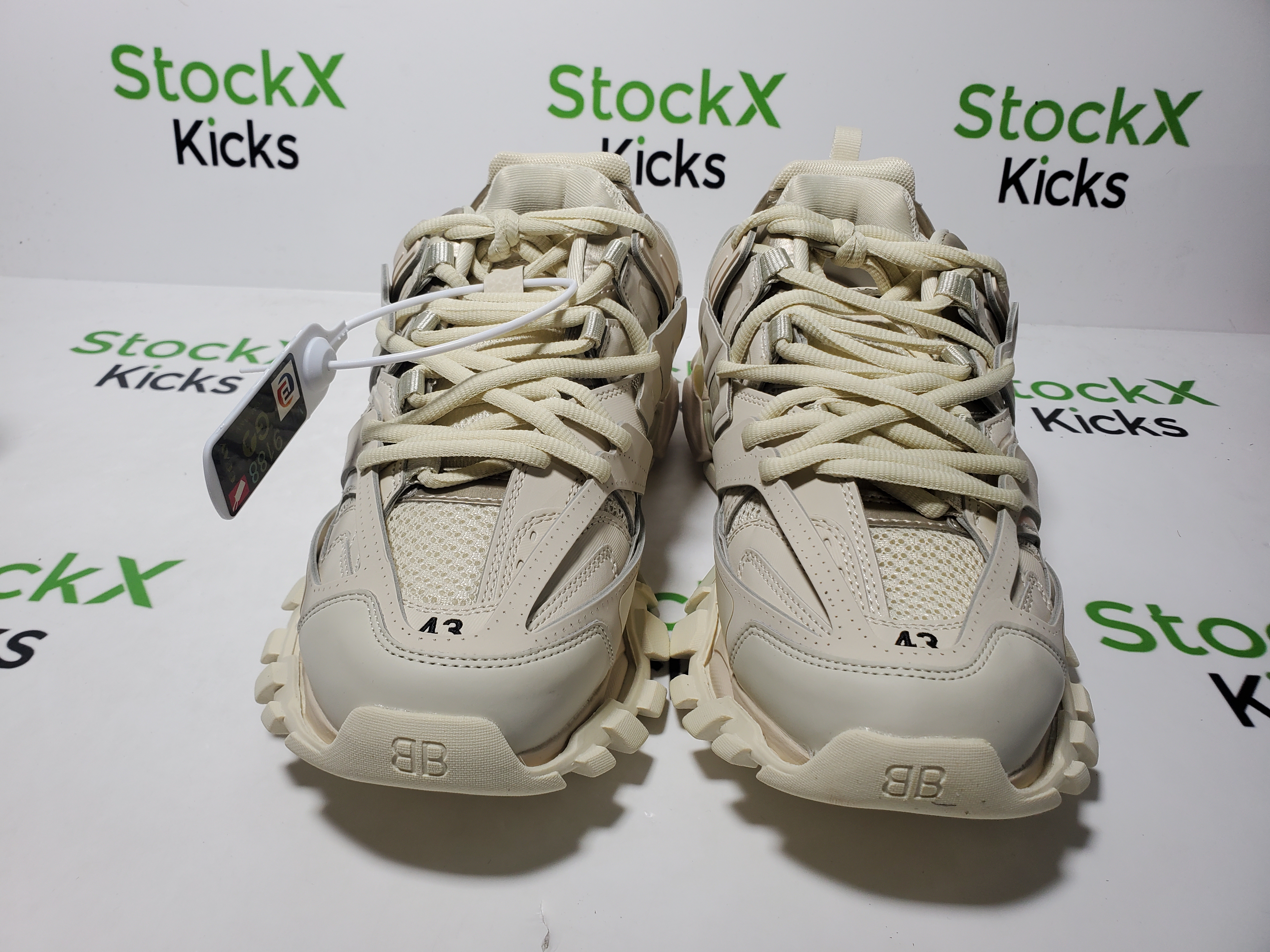 Balenciaga Track Sneaker Beige 542436 W1GB5 4162 review 4