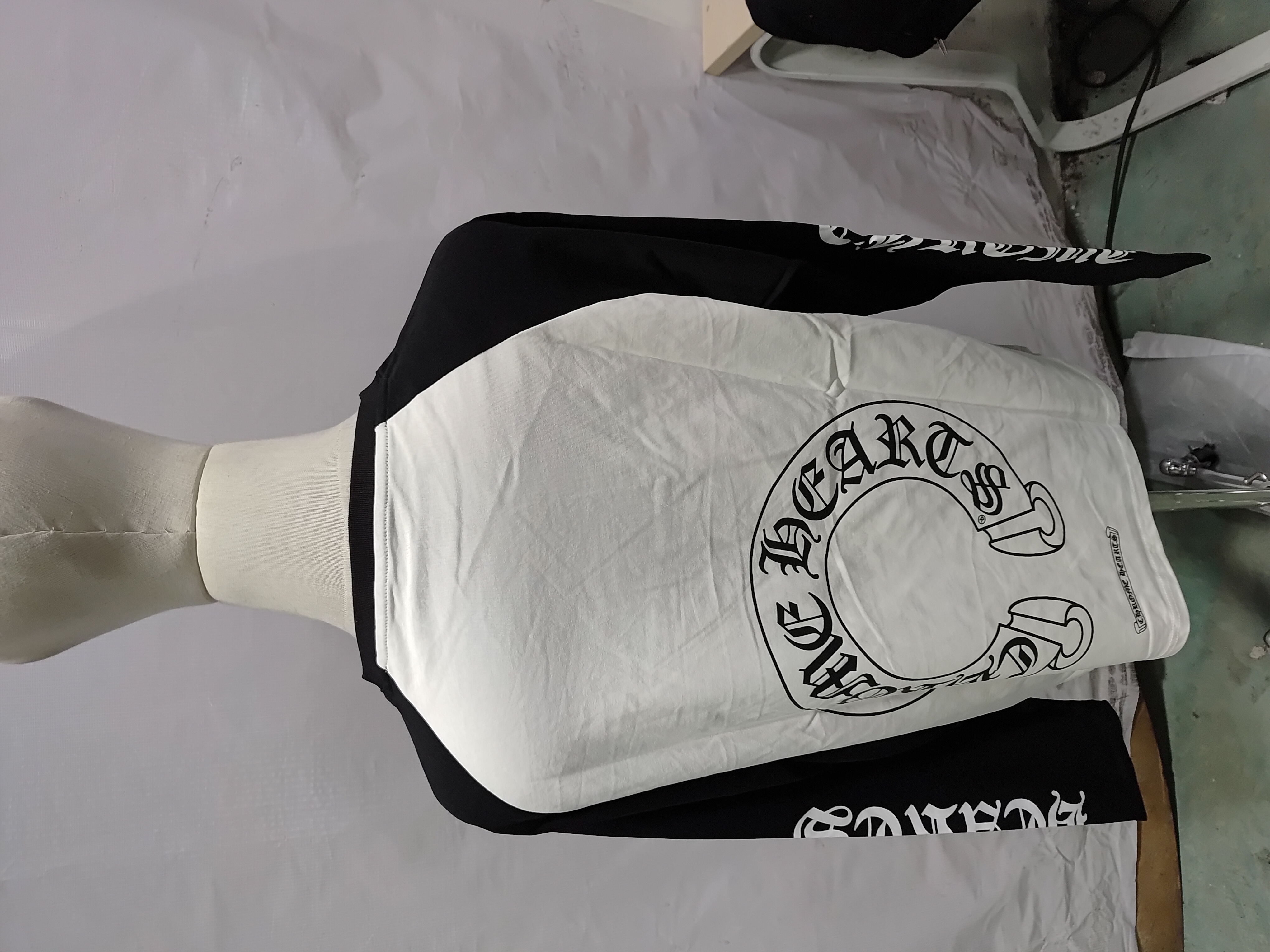 CHROME HEARTS Sweatshirt K9003 review 0