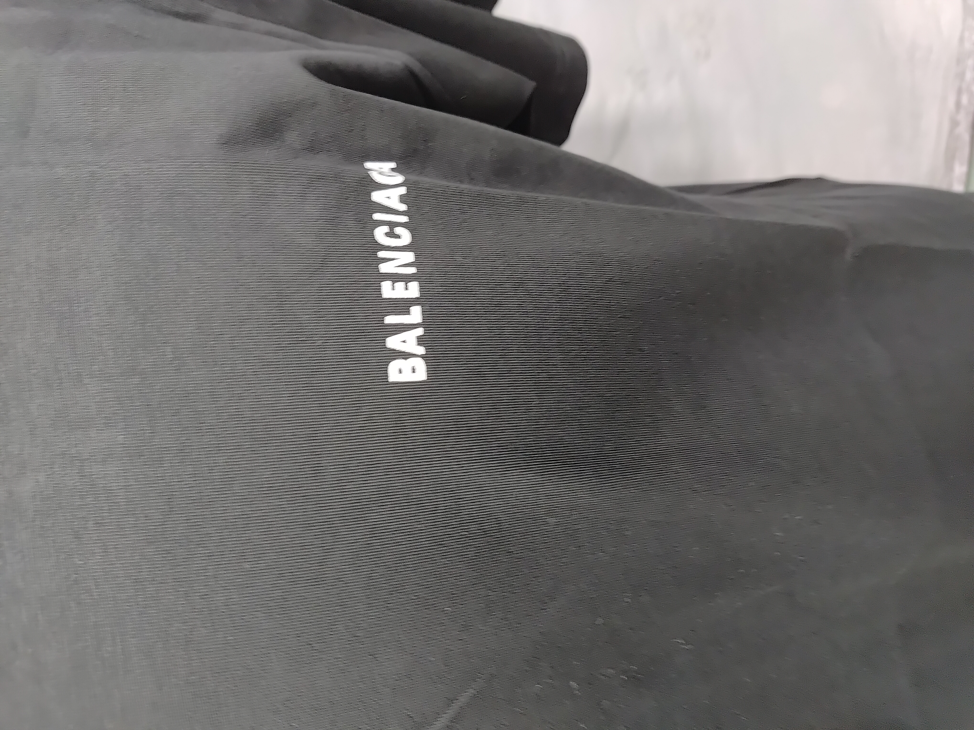 Balenciaga Classic Letter Print T-shirt Black review 2