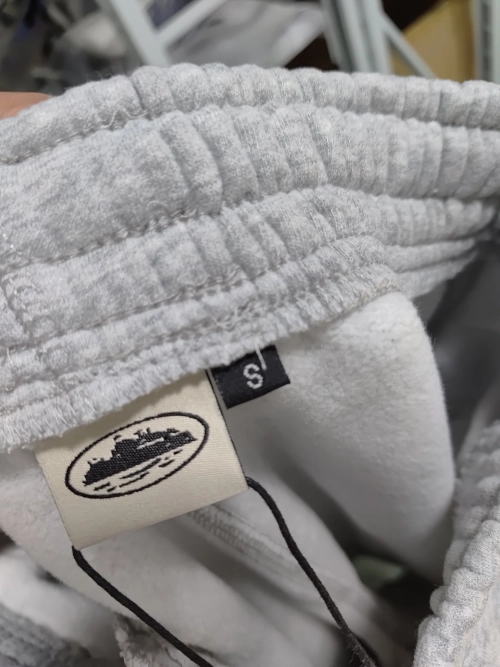 Corteiz OG Alcatraz Shorts Heather Grey review 