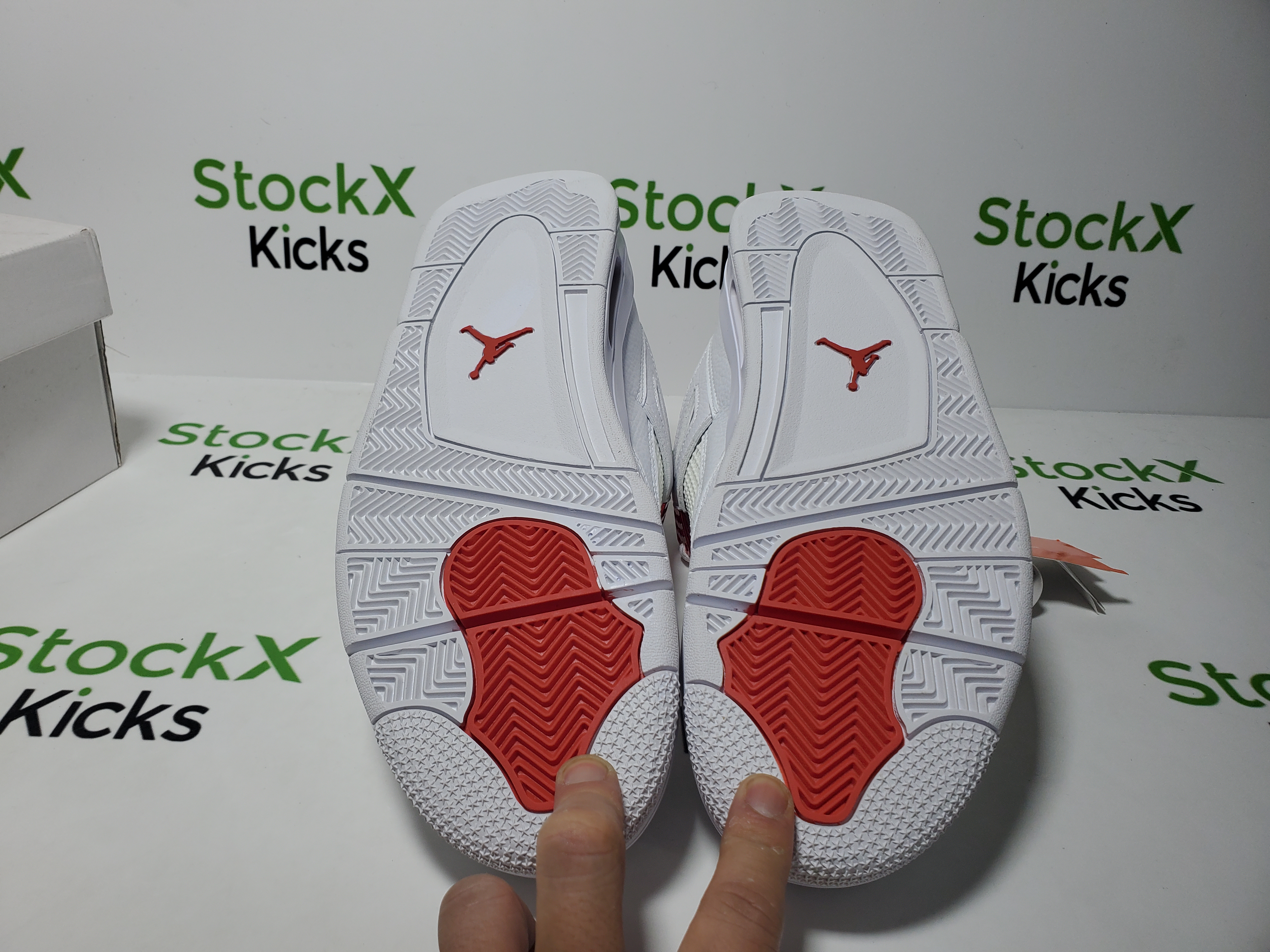 Special offer Batch Air Jordan 4 Retro Metallic Red CT8527-112 review 5