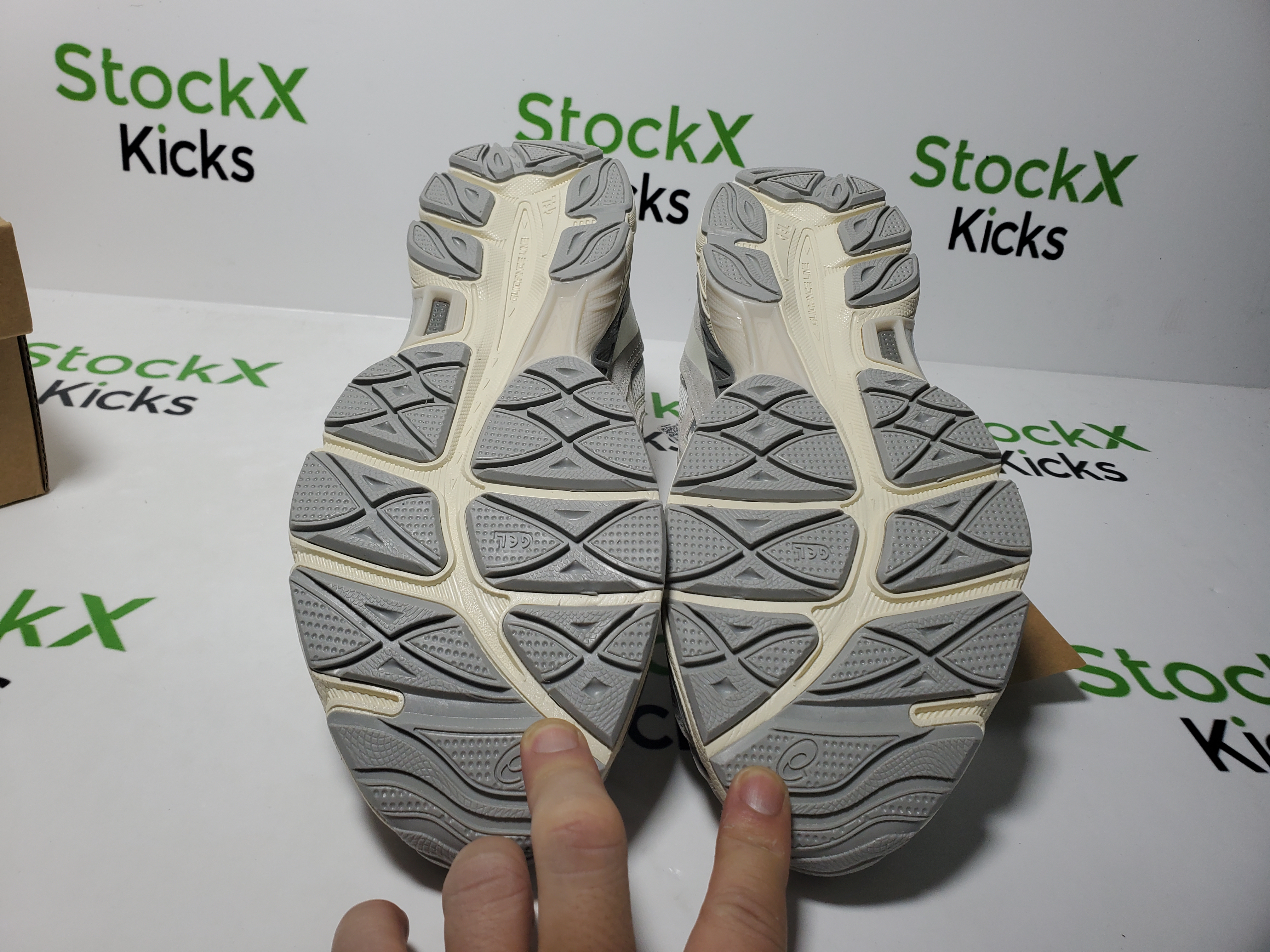 ASICS Gel-Kayano 14 Triple White 1201A019-100 review 5