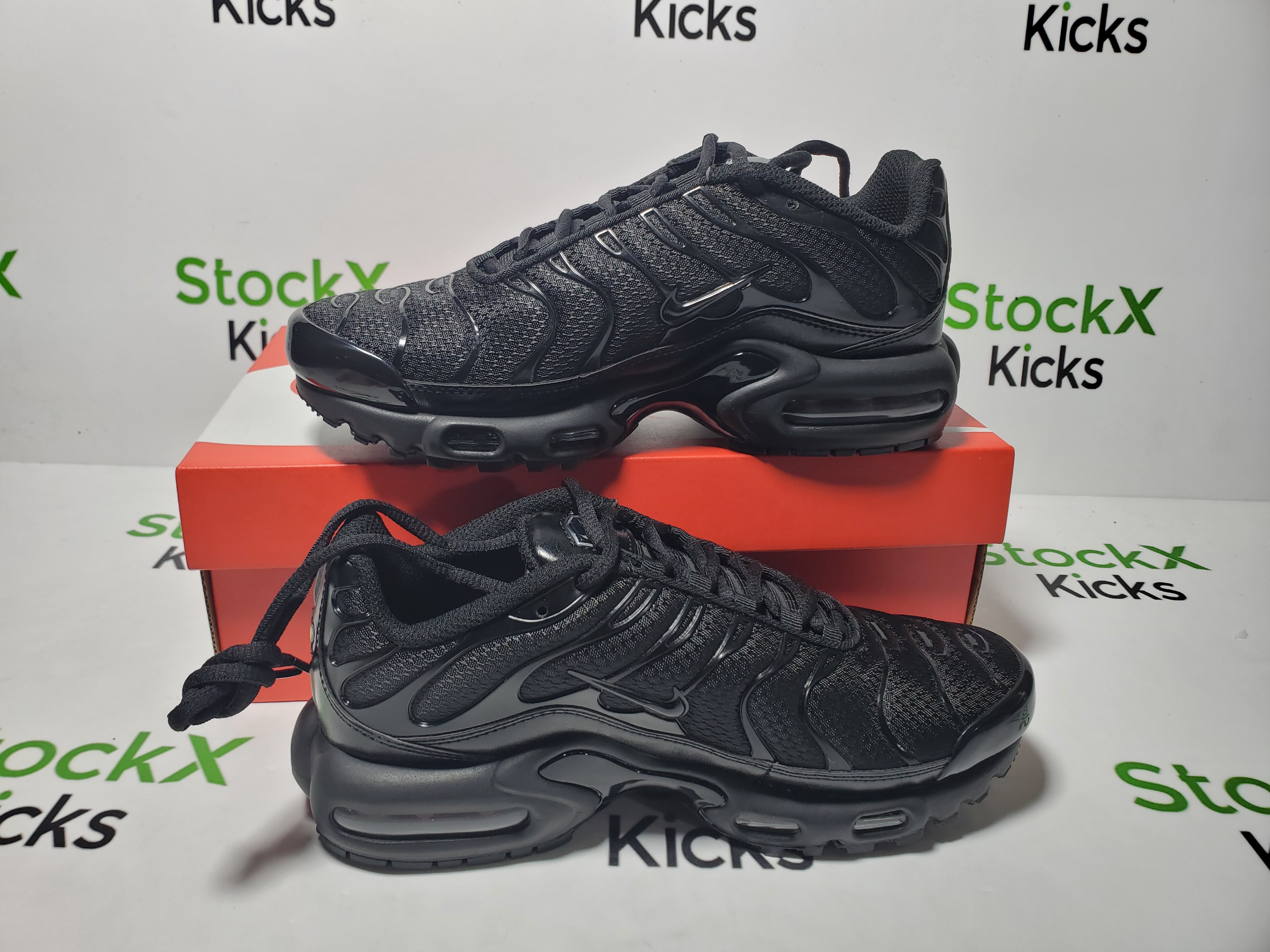 Nike Air Max Plus 'Triple Black' 604133-050 review 2