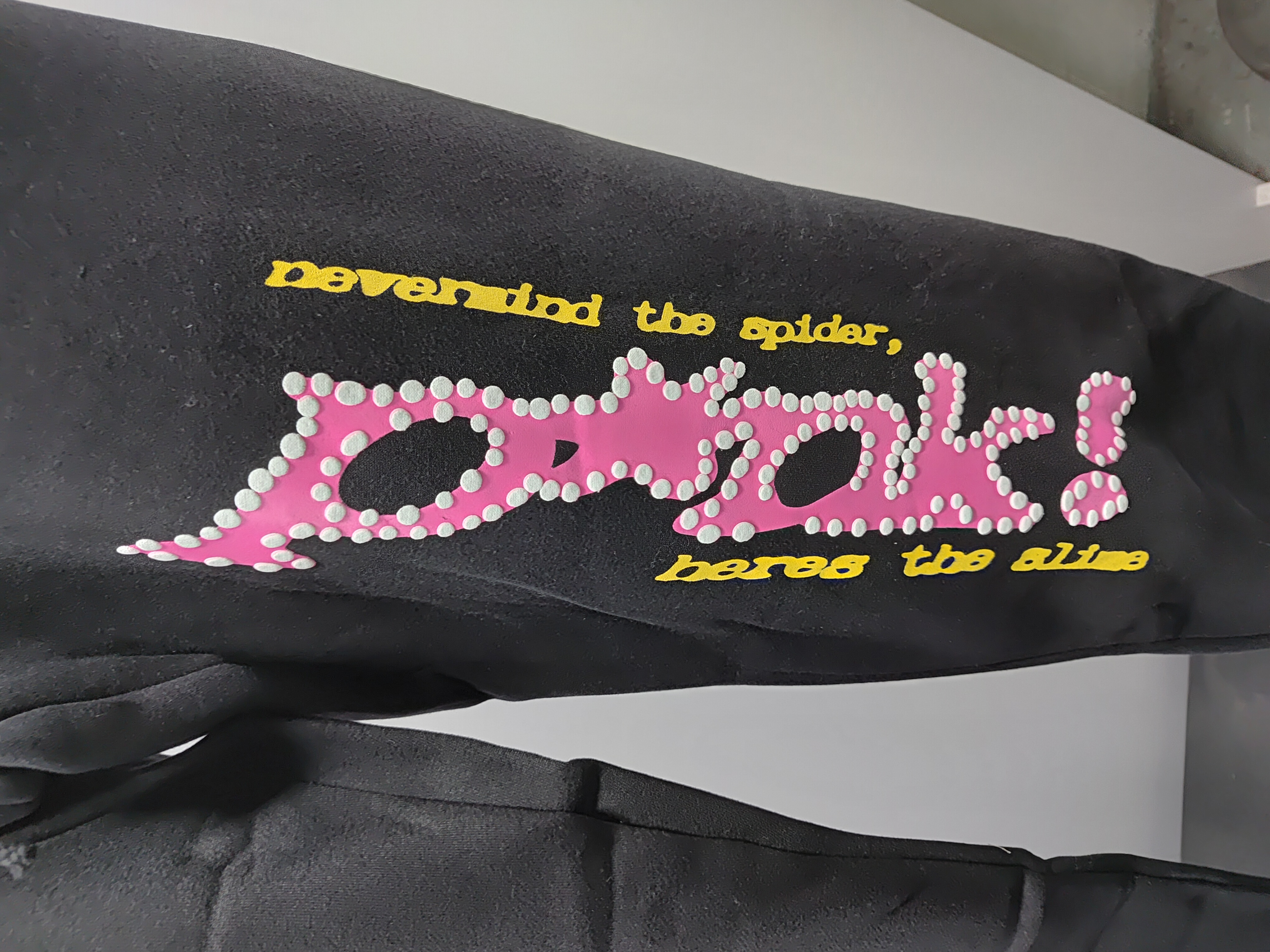 Sp5der Young Thug Black Punk Sweatpant review StockxKicks 01