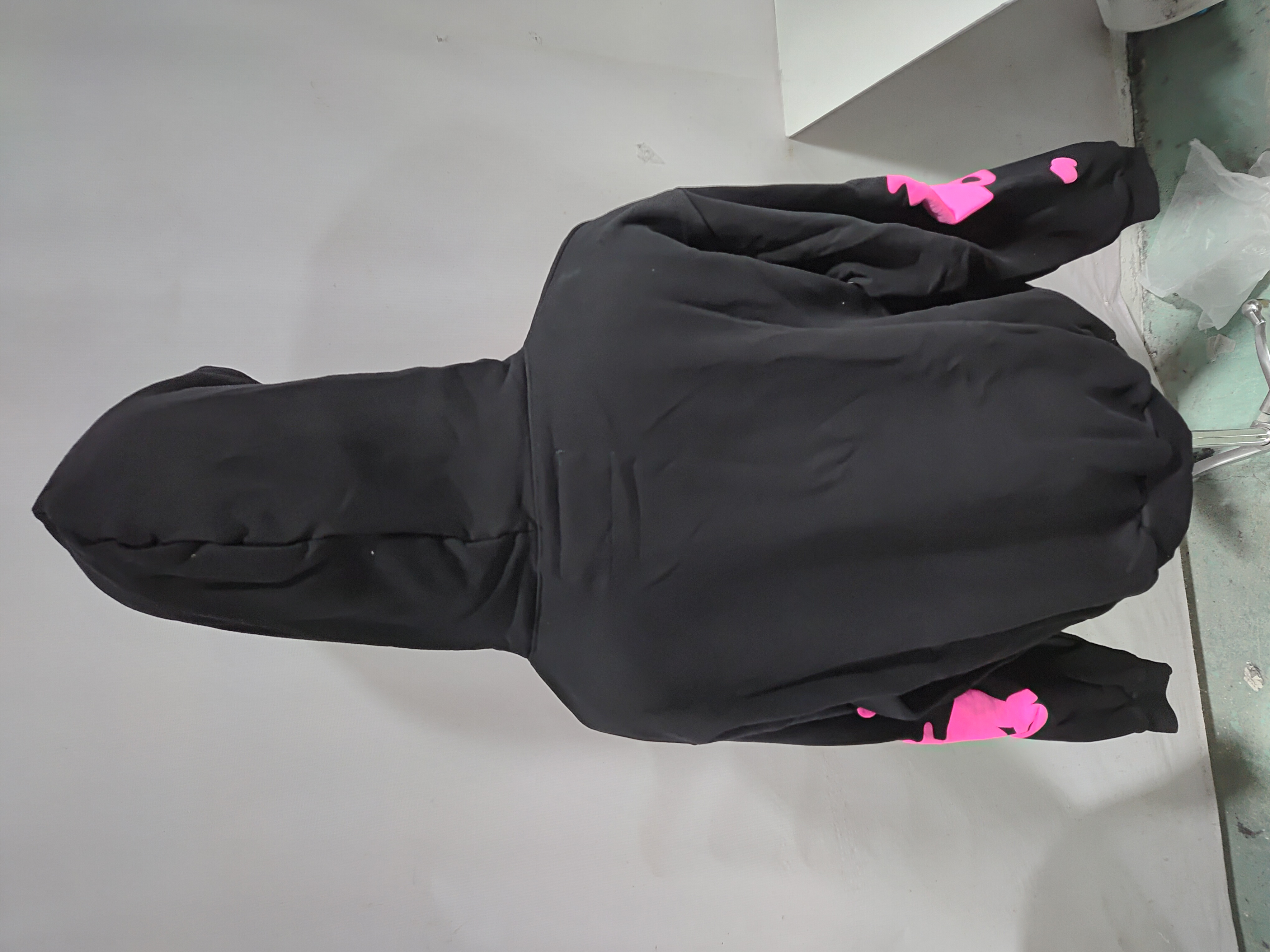 Sp5der Beluga Angel Number Hoodie Black EG 981 review StockxKicks 03